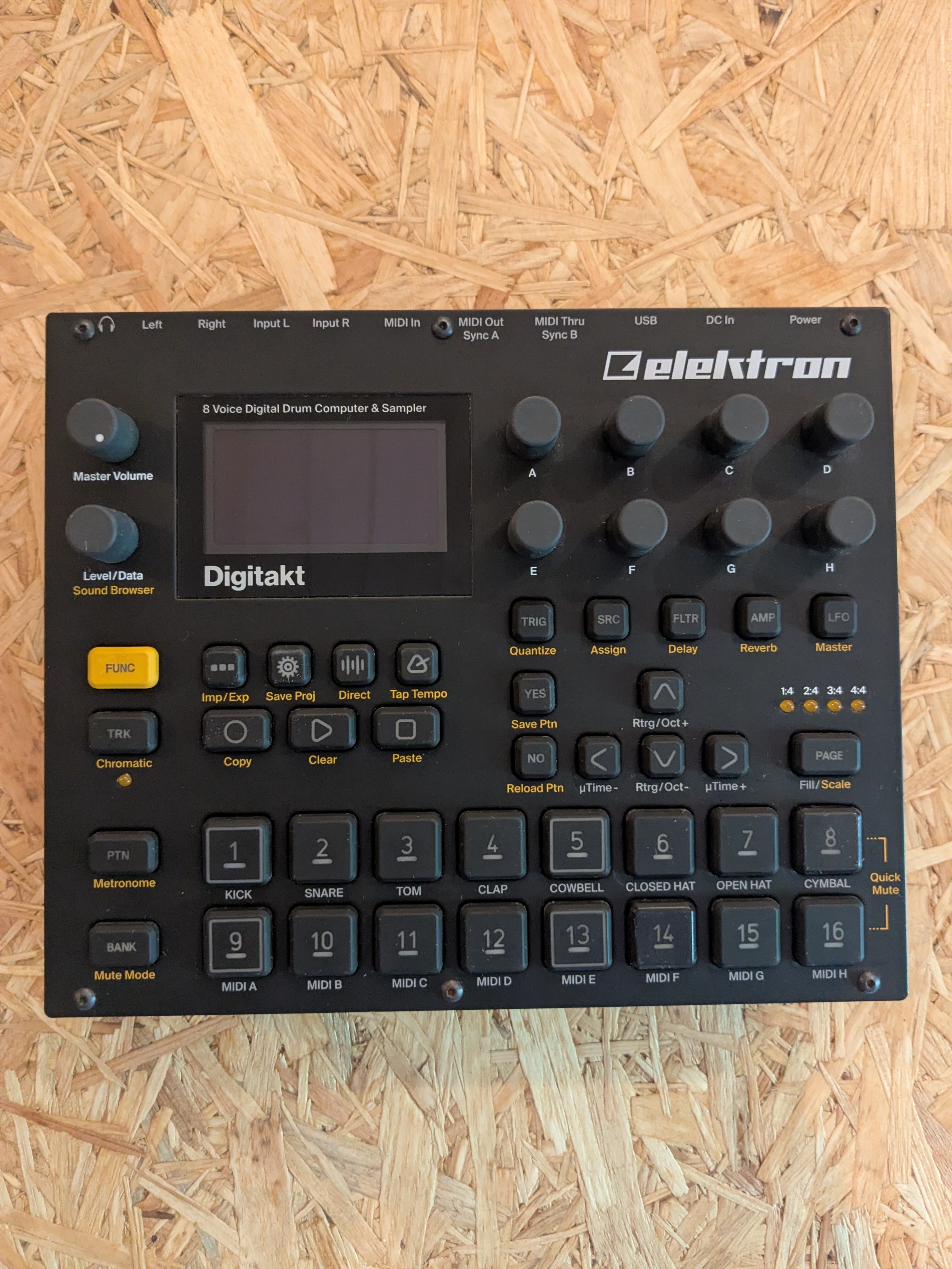 Vends Digitakt 1 + Protect cover + sample