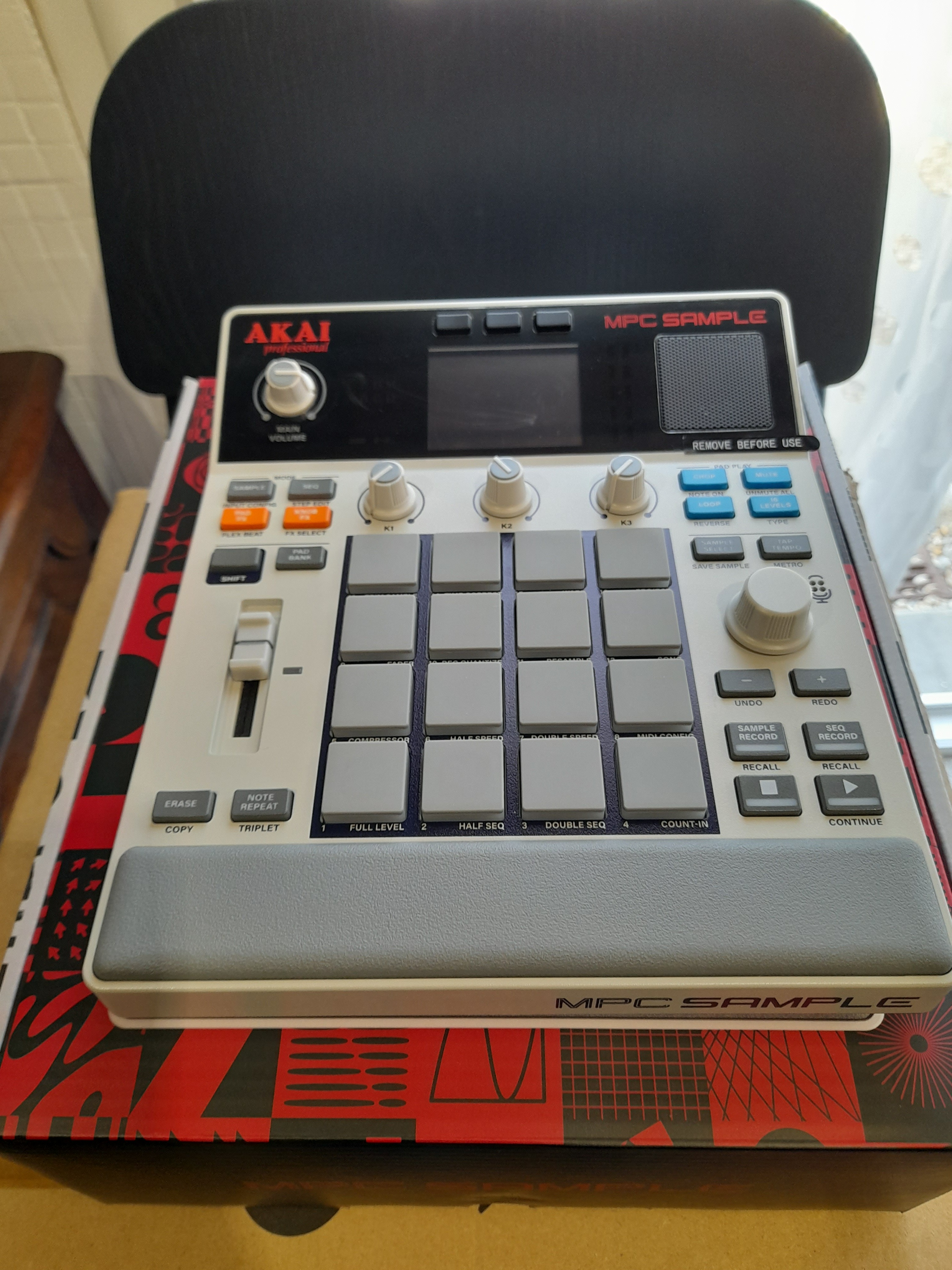  Akai Professional MPC Sample