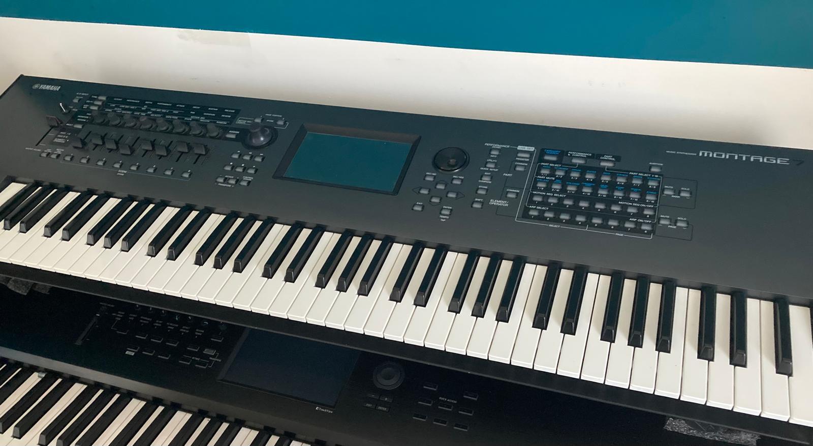 VDS MONTAGE 7 TRES BON ETAT