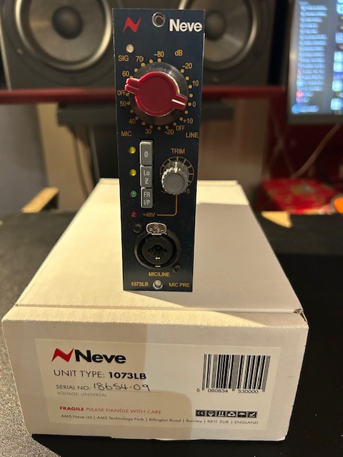 Vends 2 préamplis NEVE 1073 LB format 500