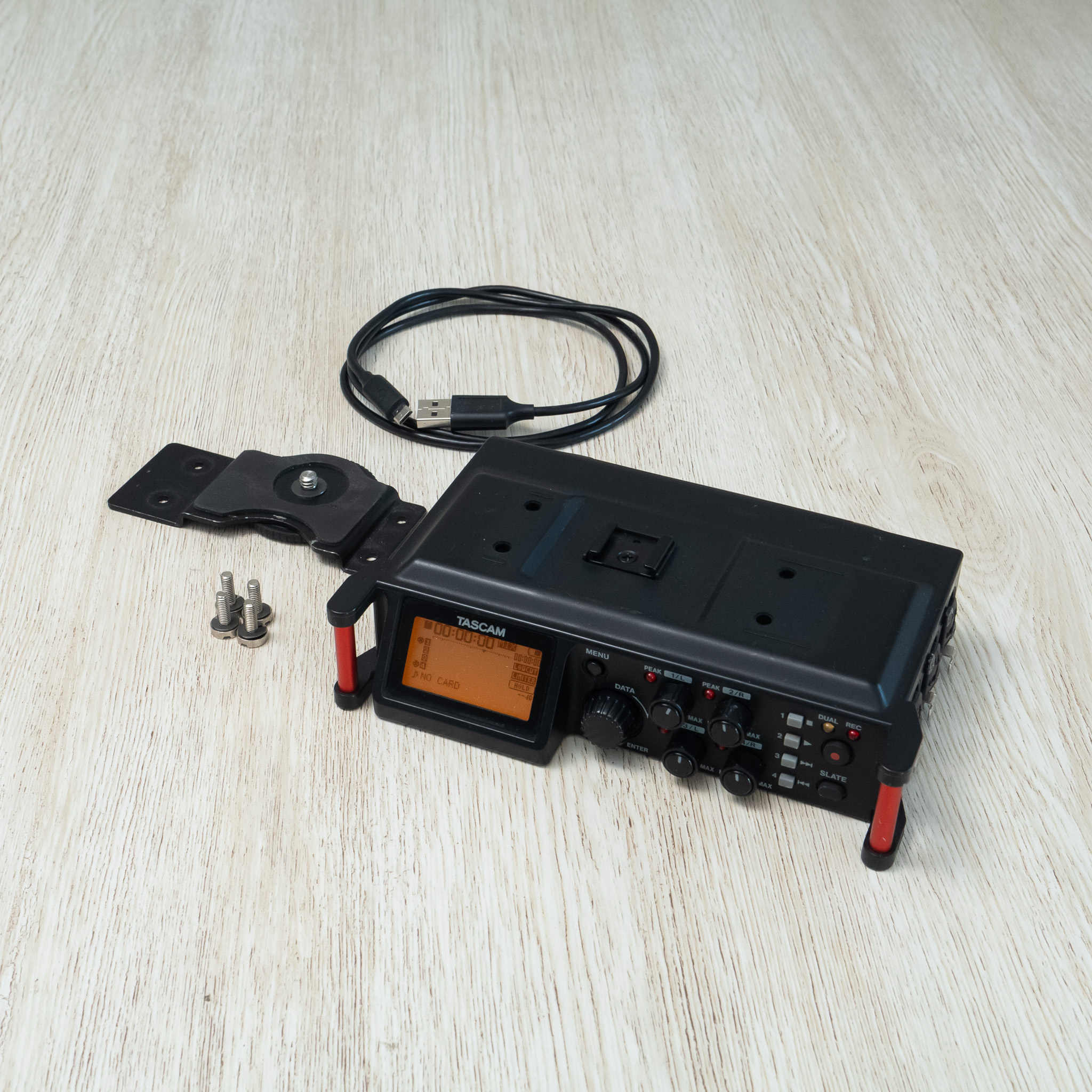 Enregistreur audio portable 4 pistes Tascam DR-70D