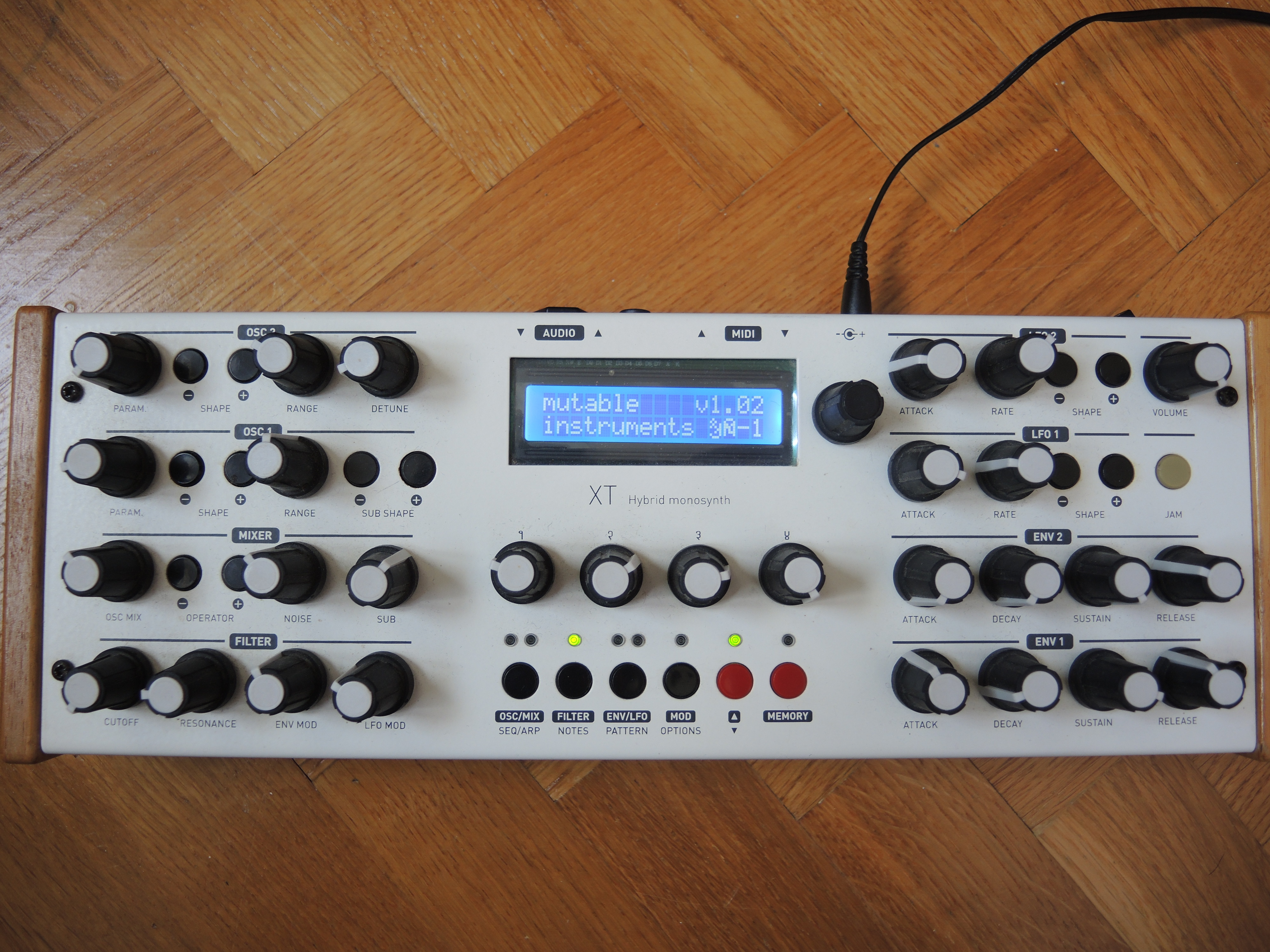 Mutable Instruments Shruthi XT