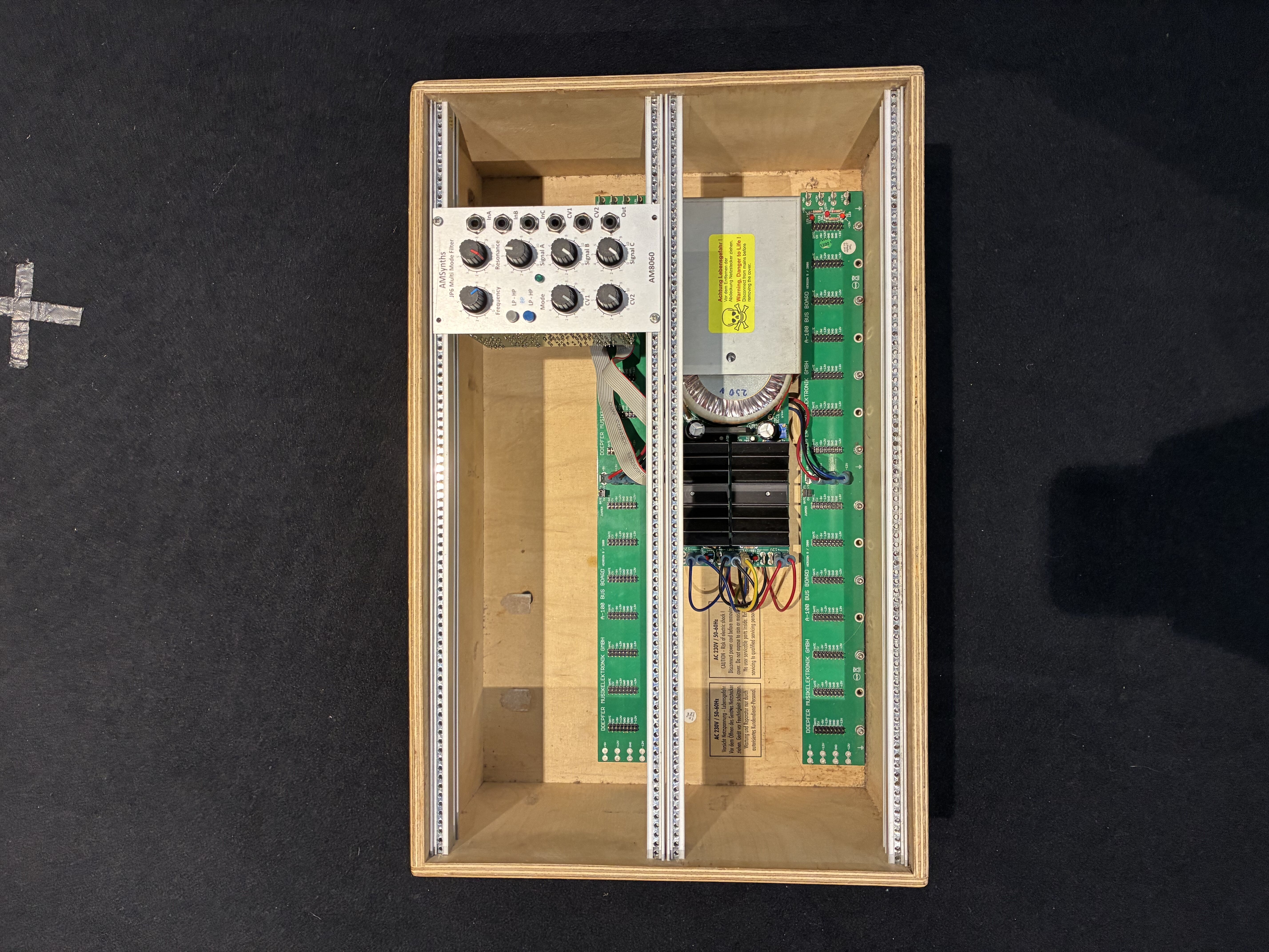 Case eurorack doepfer 6u + alimentation