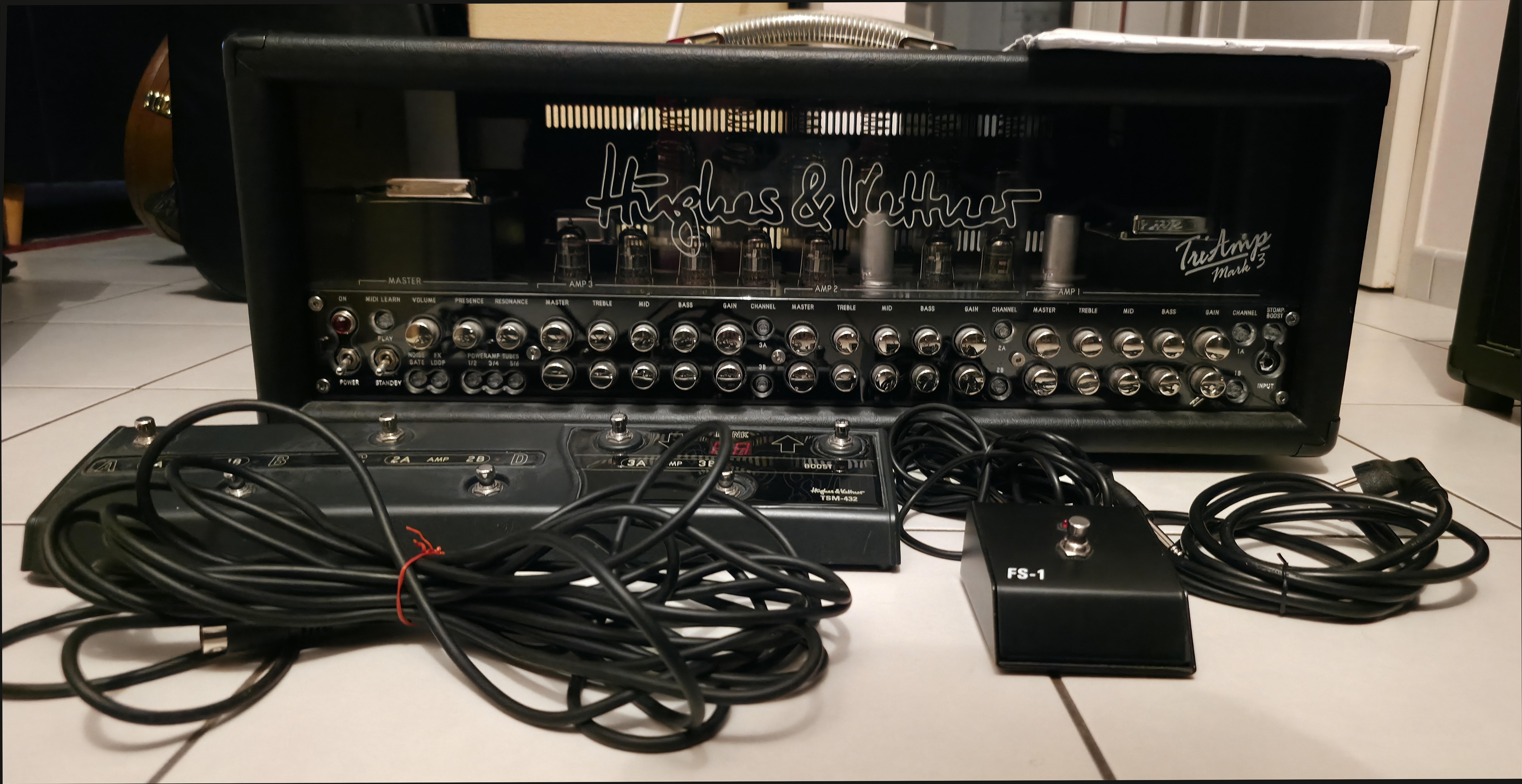 Hughes & Kettner TriAmp Mark 3