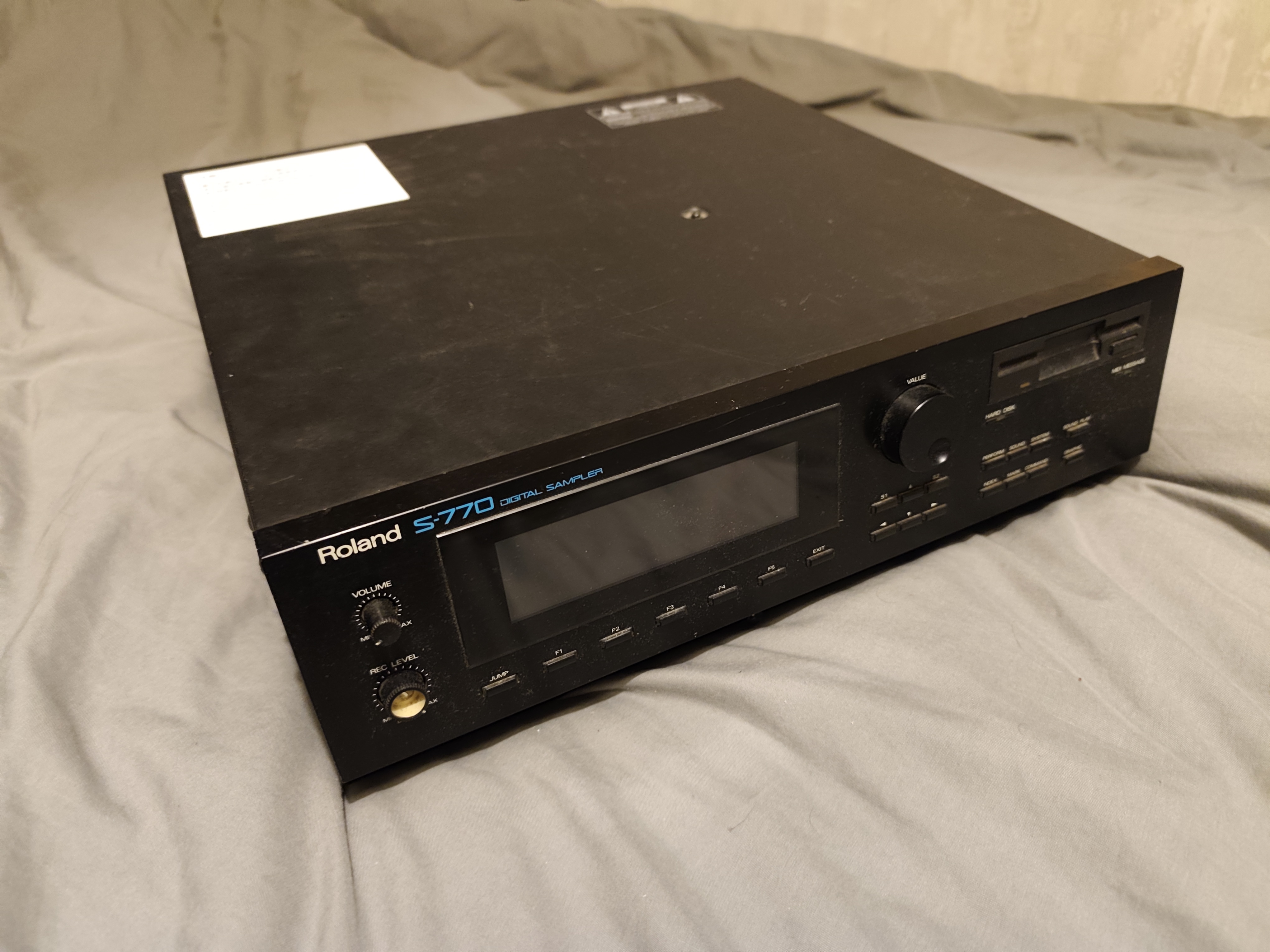 Sampler Roland S-770 (pour pièces)