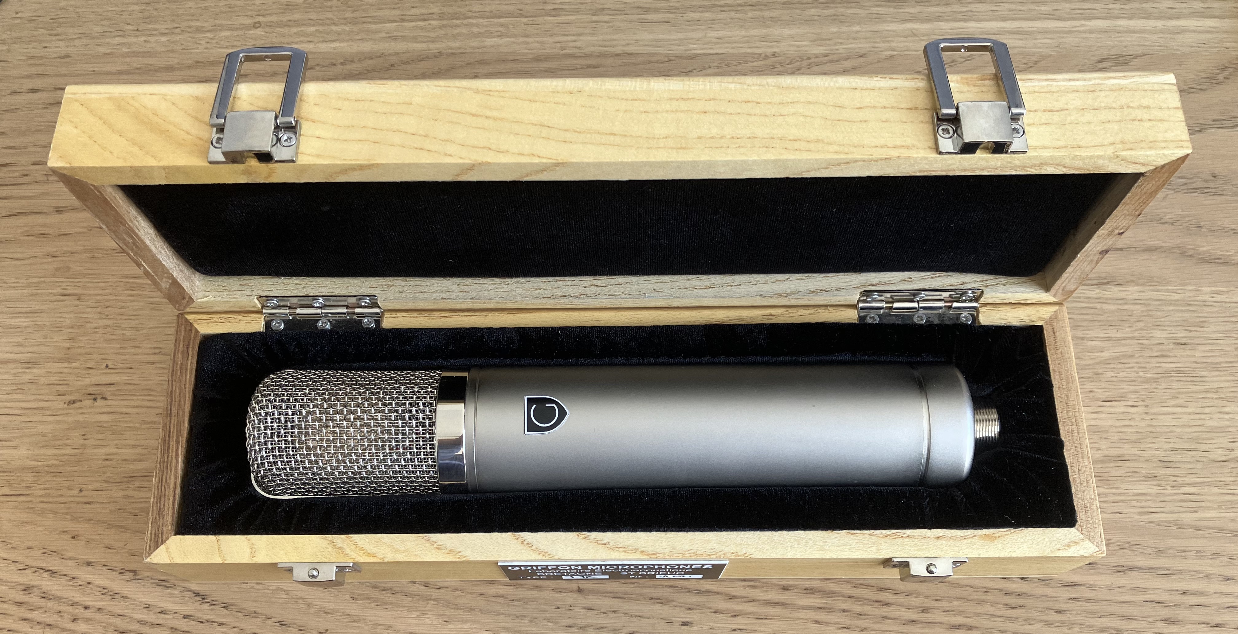 Nettoyage de printemps : GRIFFON MICROPHONE GMT12