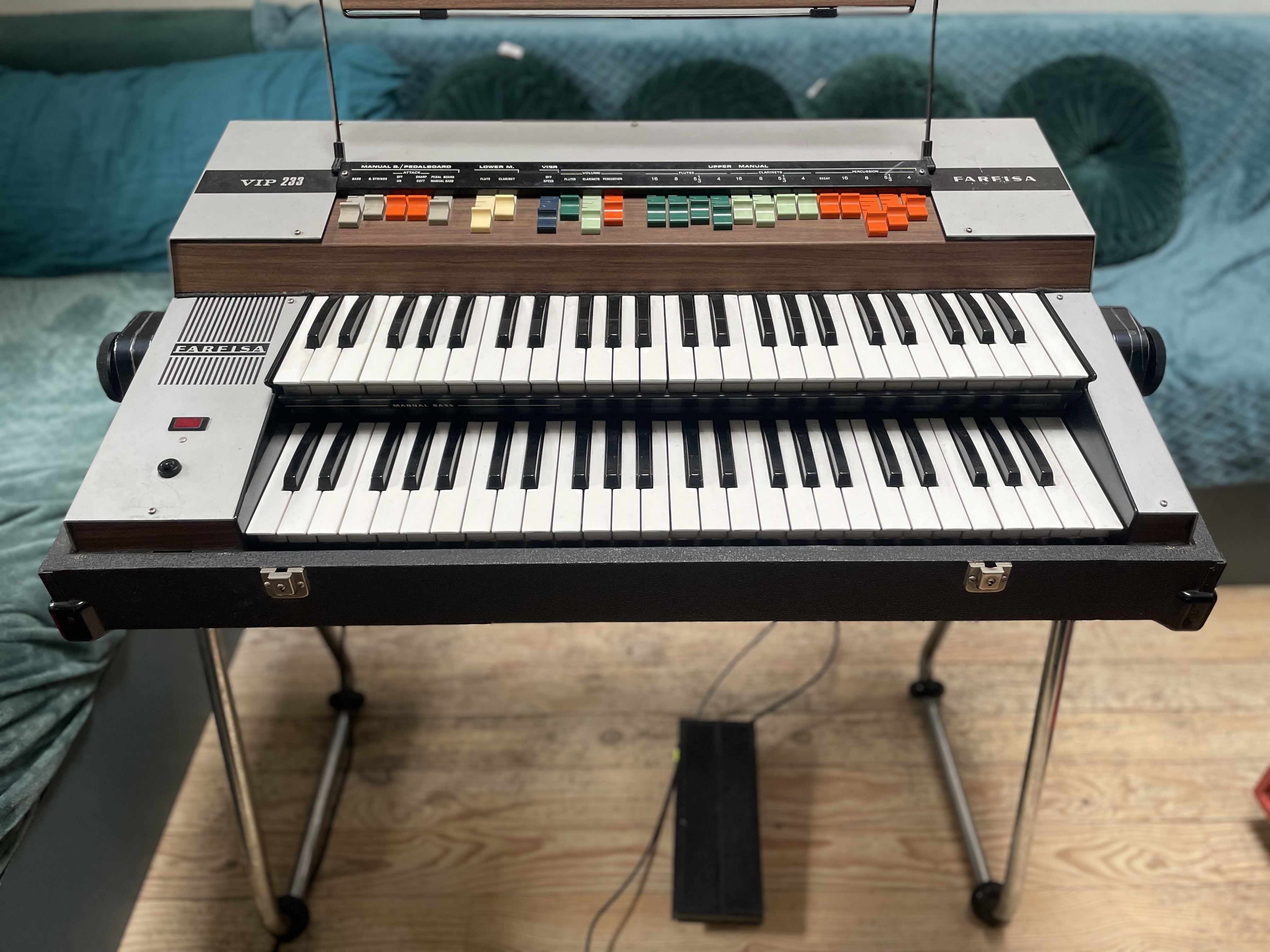 Farfisa vip 233 enticement révisé