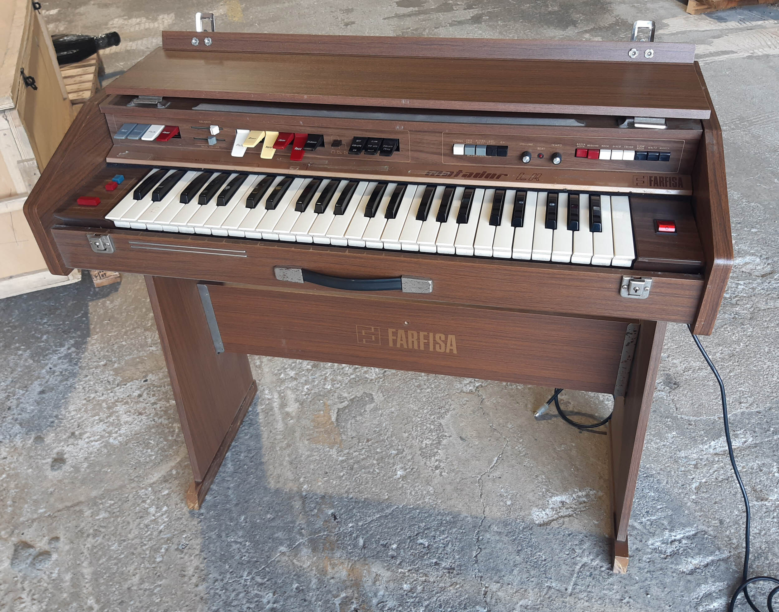 Vends Orgue FARFISA MATADOR LR