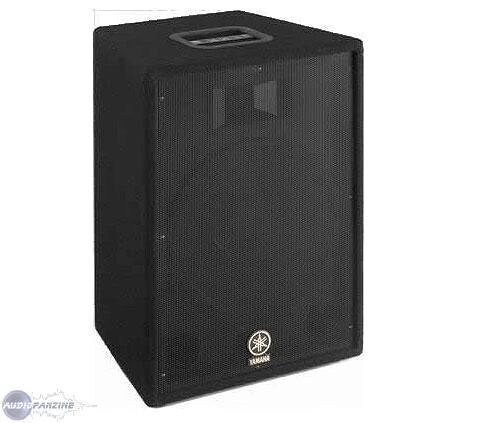 2 enceintes "pro" Yamaha AX15 - Bon état général