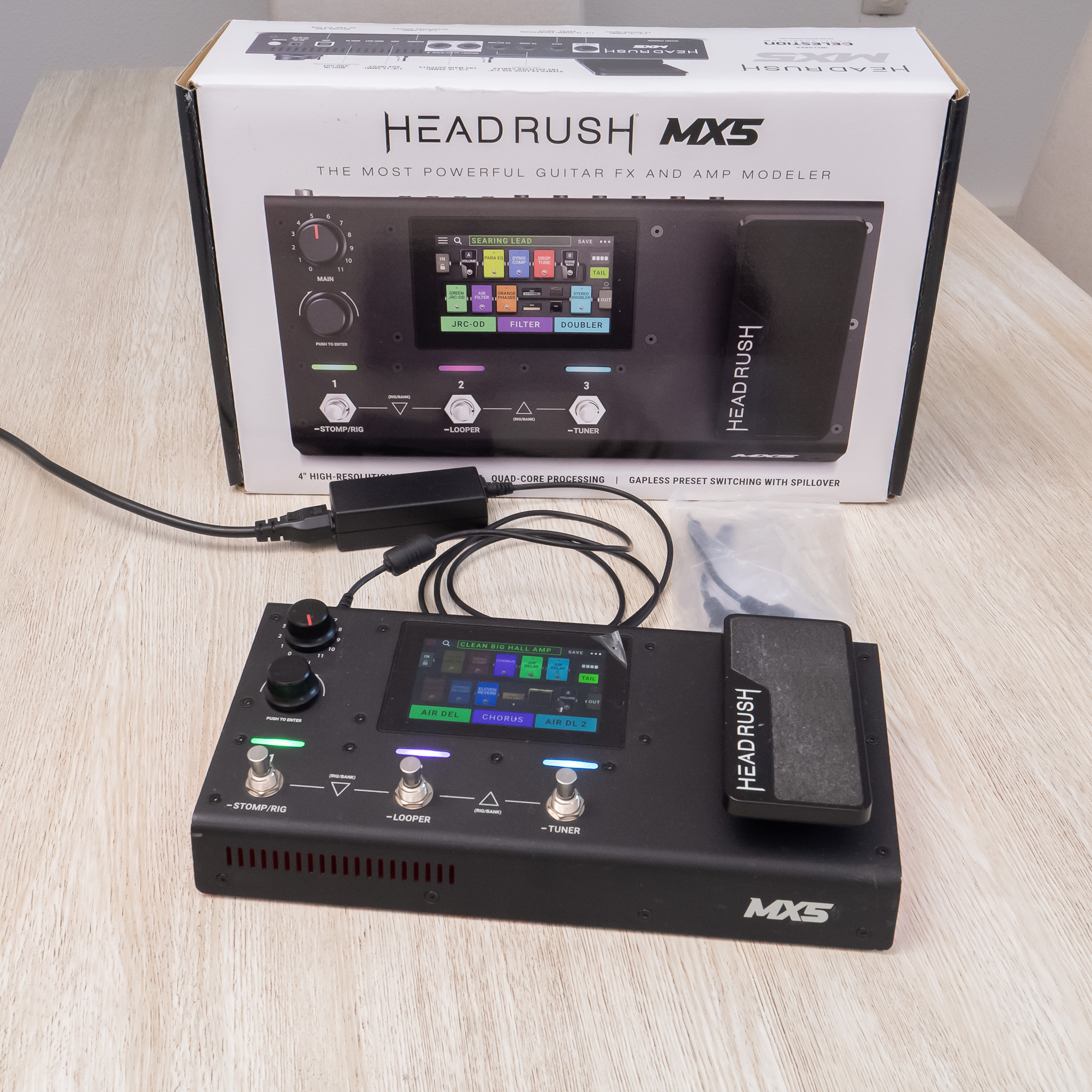 Headrush MX5 : pédalier multi-effets