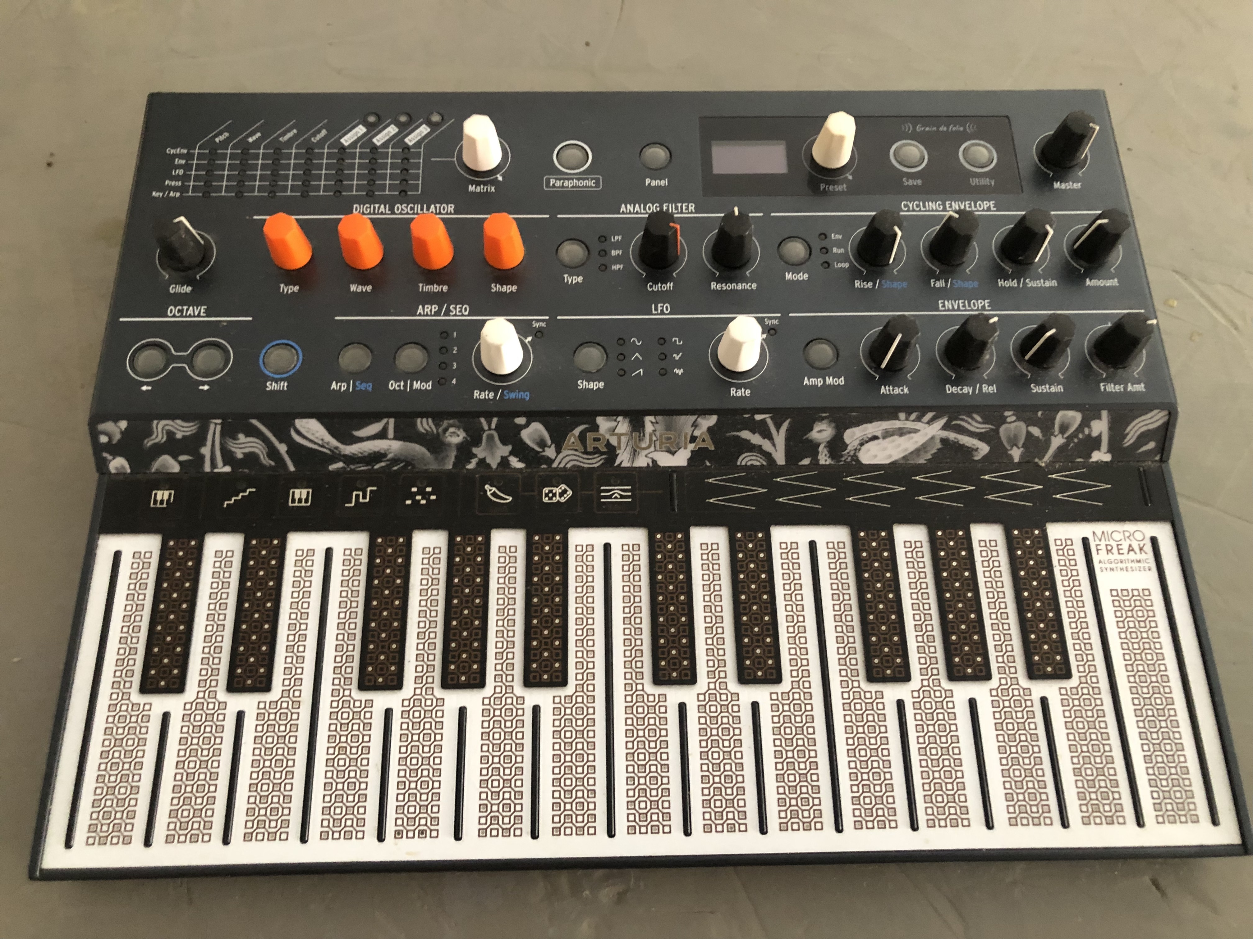 Microfreak en parfait état 