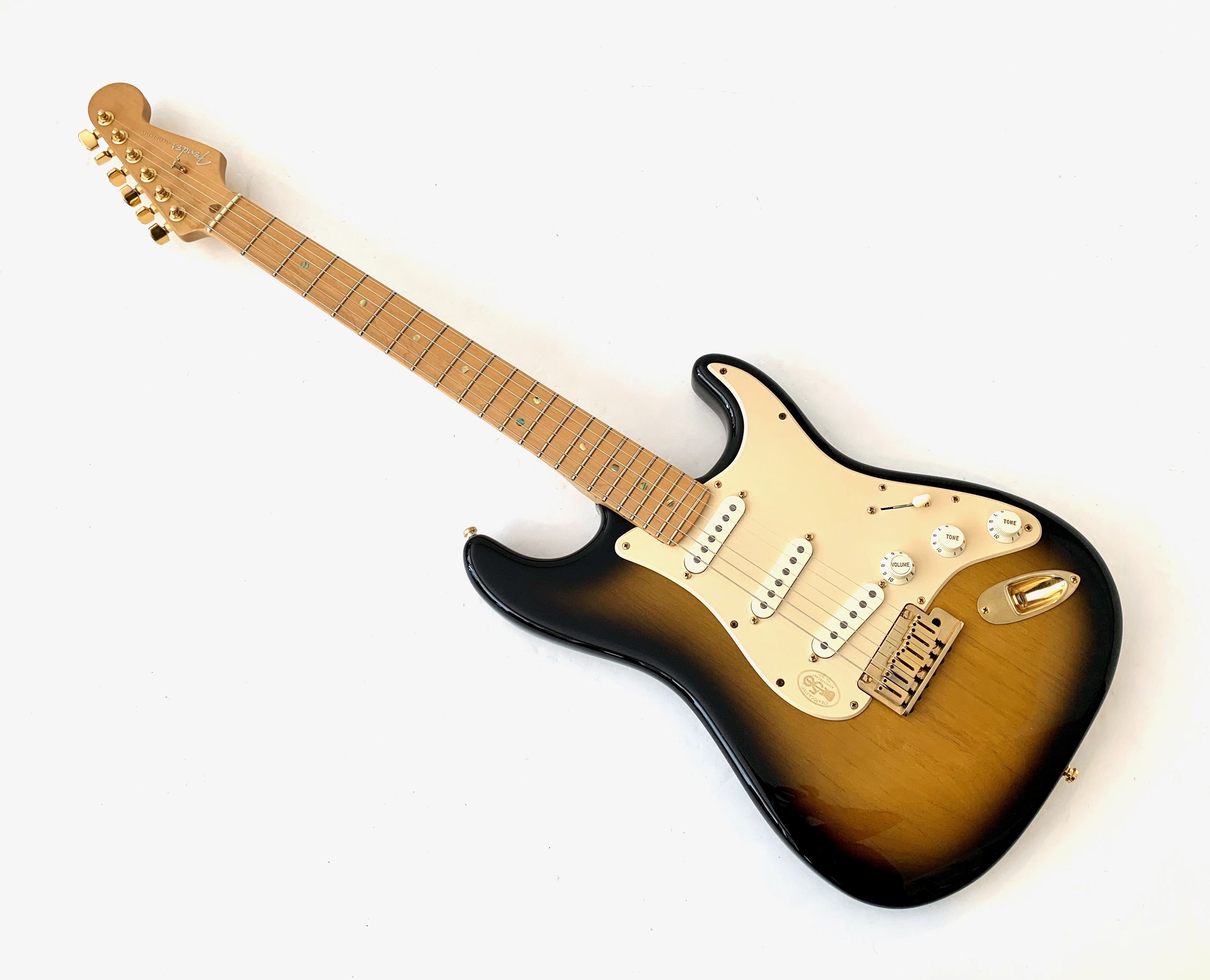 Fender 50th Anniversary American Deluxe Stratocaster (2004) (64858)