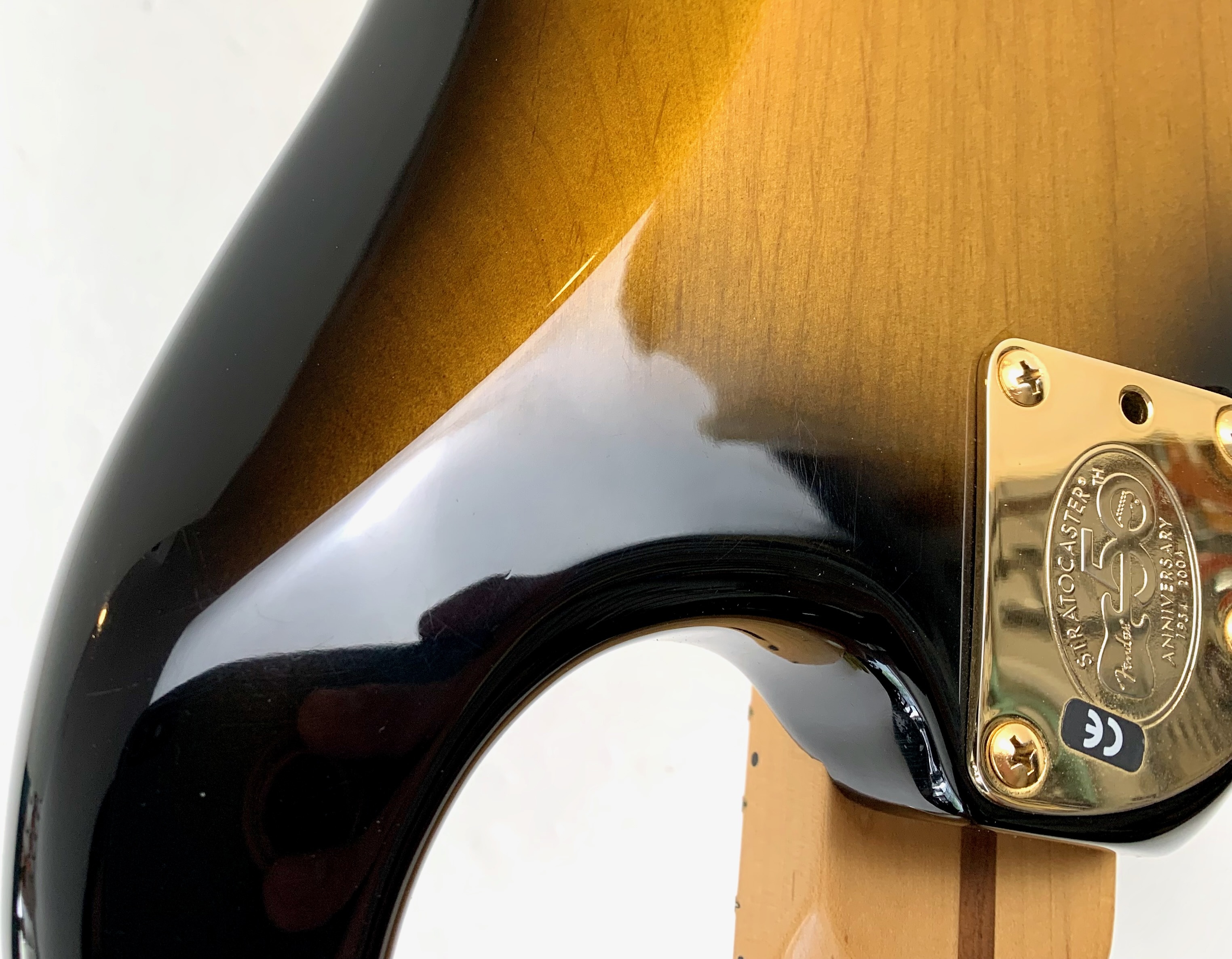 Fender 50th Anniversary American Deluxe Stratocaster (2004) (26681)