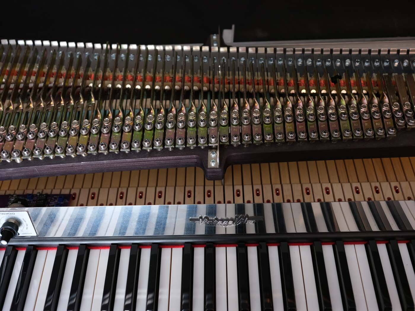 Vintage Vibe Electrique V64 (16707)