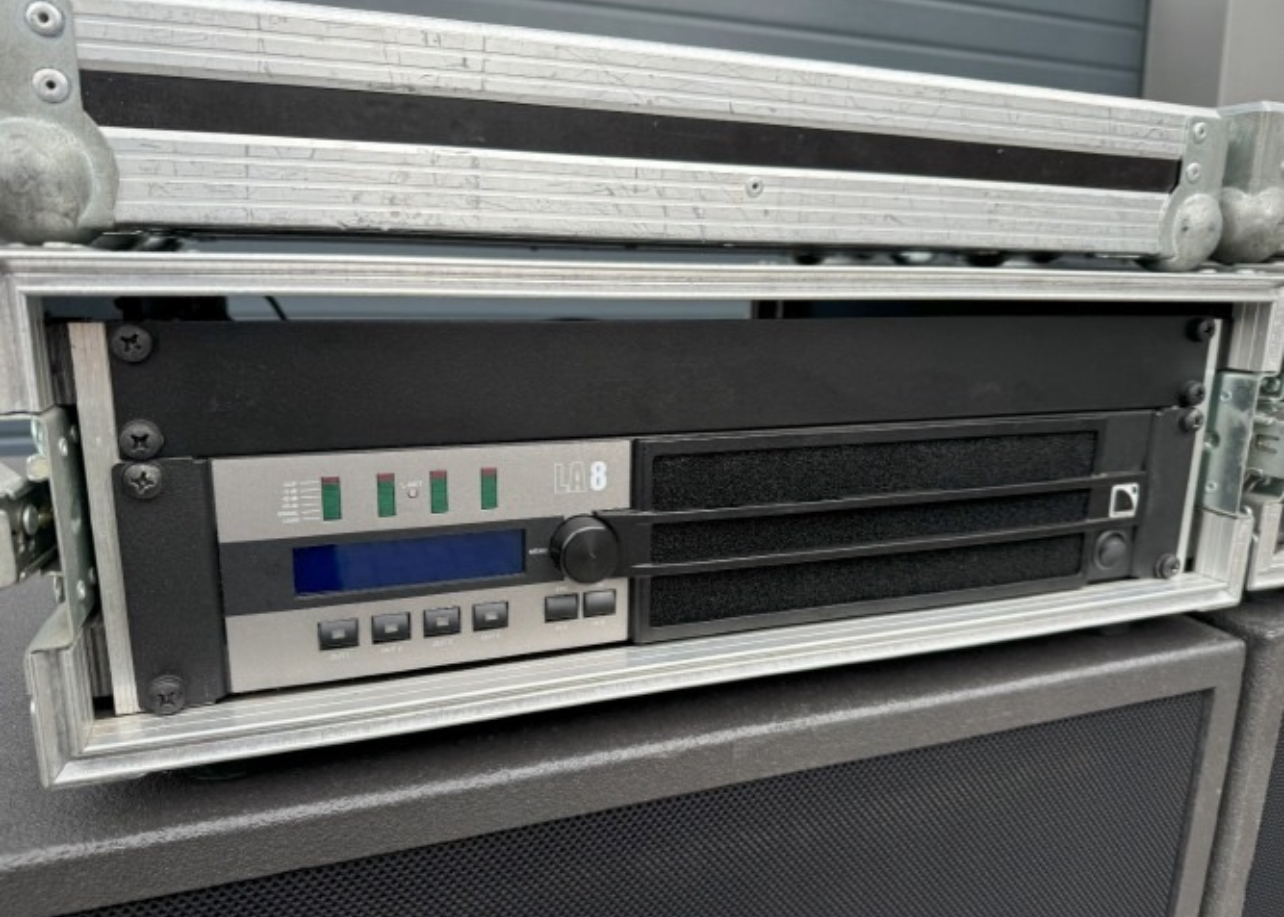 L-Acoustics LA8 Amp aes