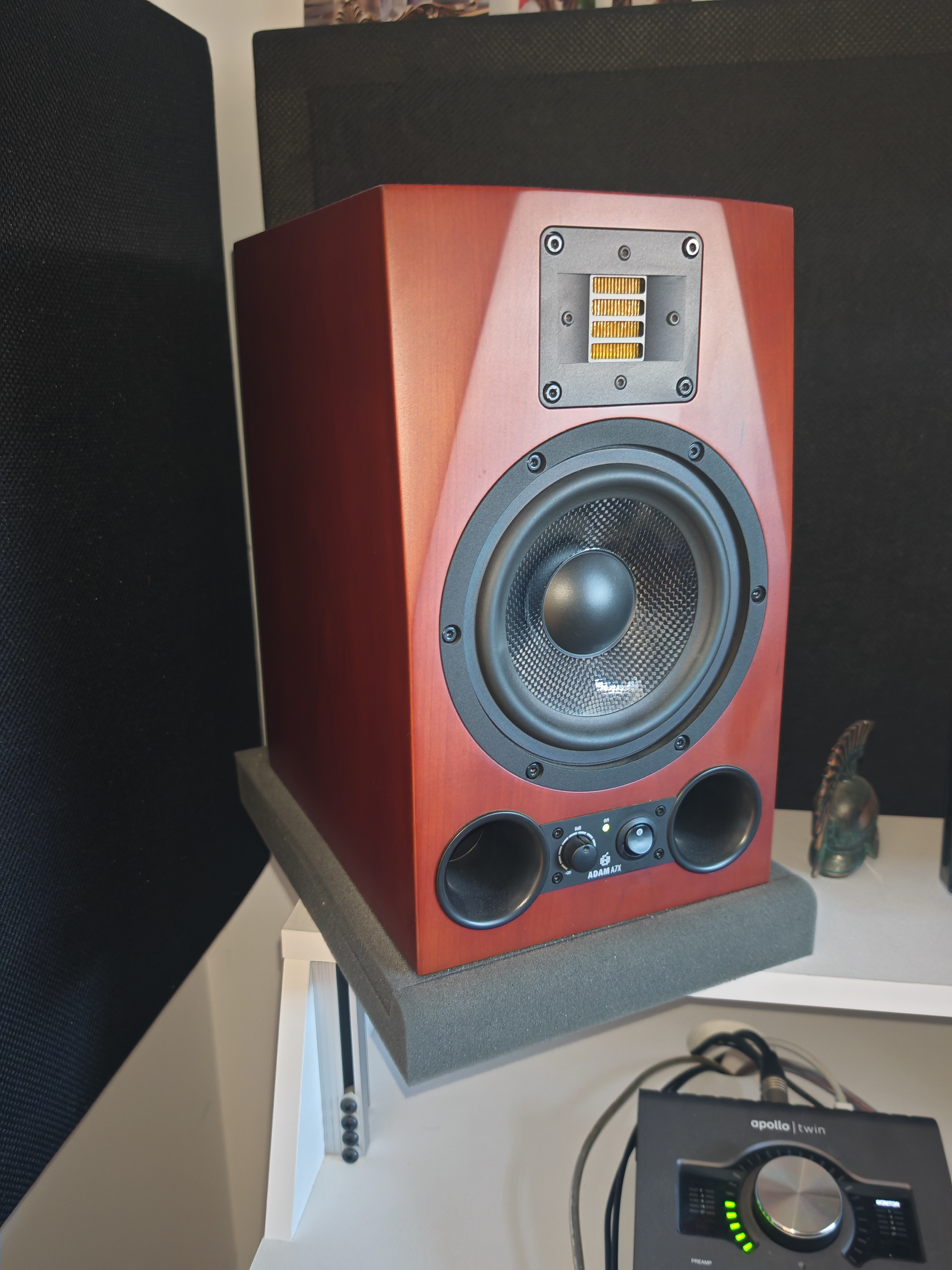 enceintes de monitoring Adam A7X – finition Cherry Wood