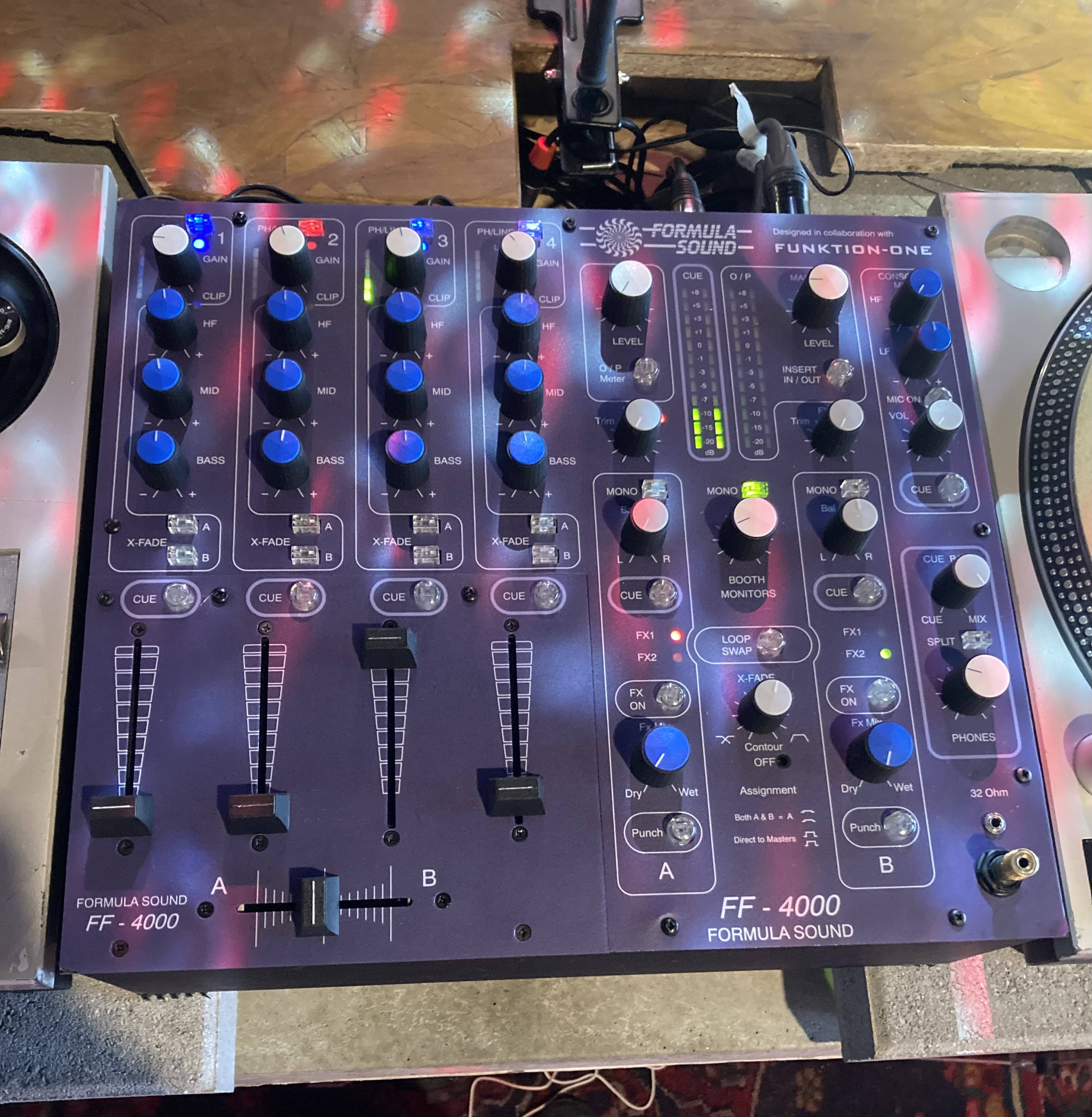 Formula Sound FF-4000