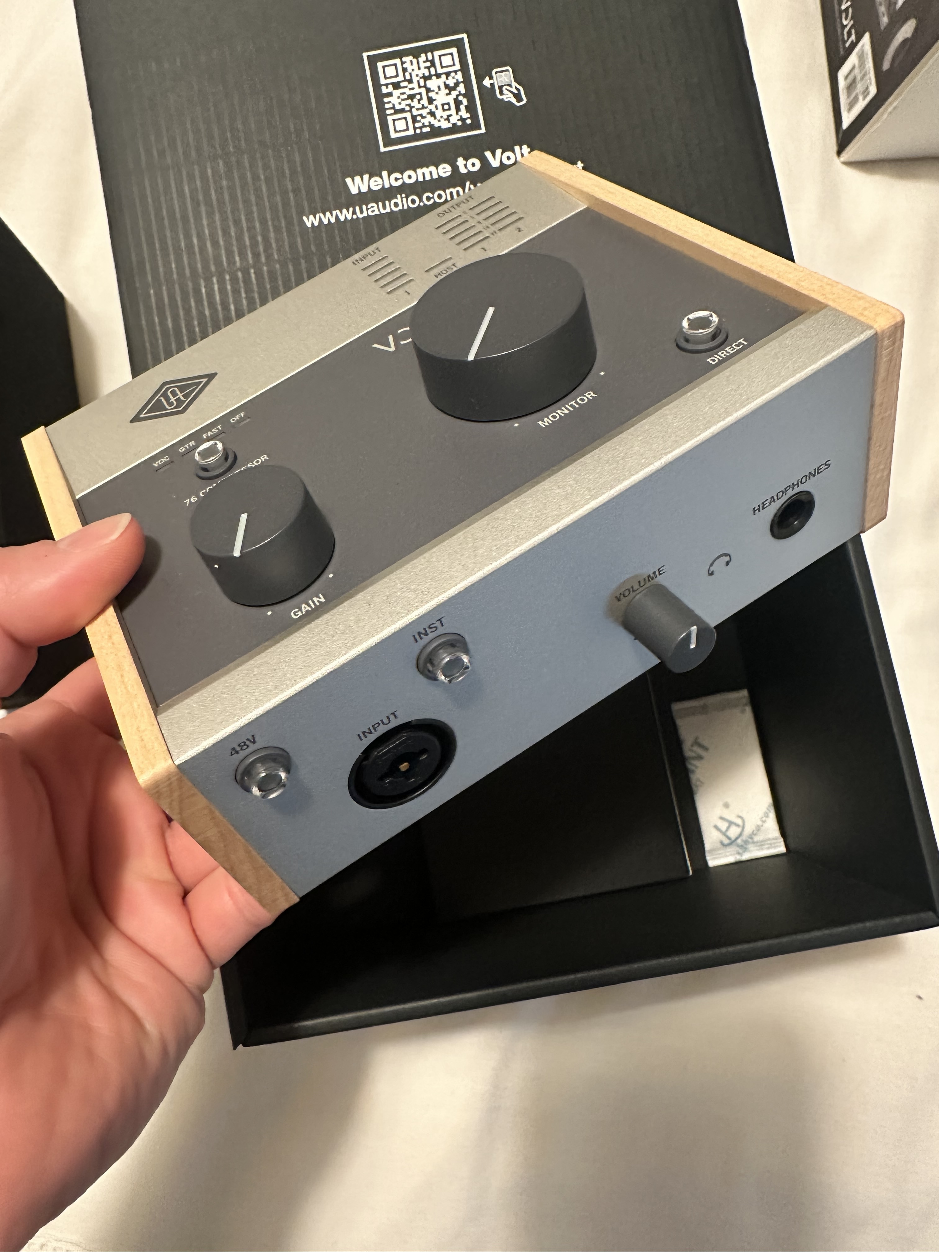 Carte son Universal Audio Volt 176 – État neuf, 1ère main (facture Thomann)