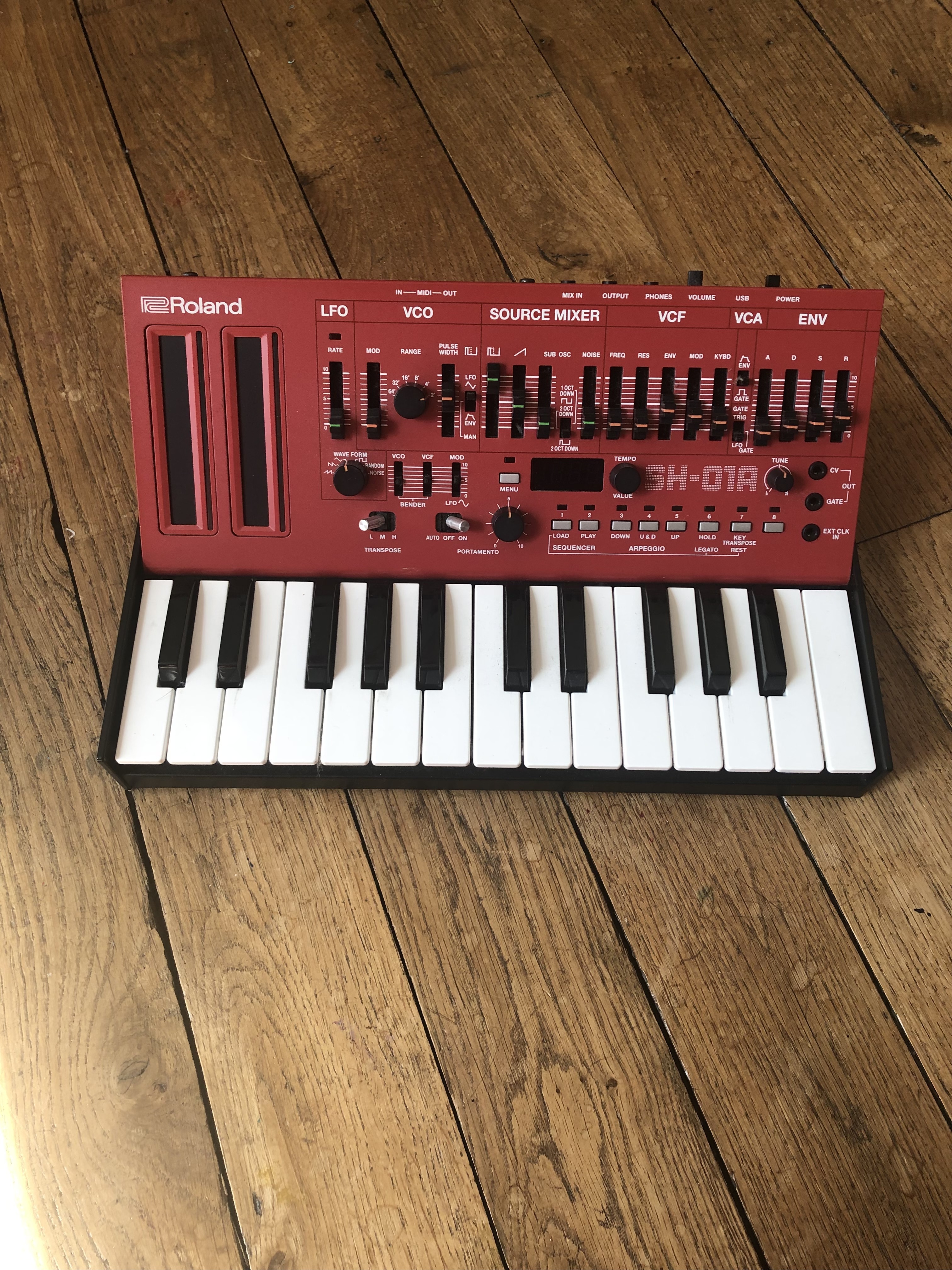 Roland Boutique SH-01A red + Clavier KM-25