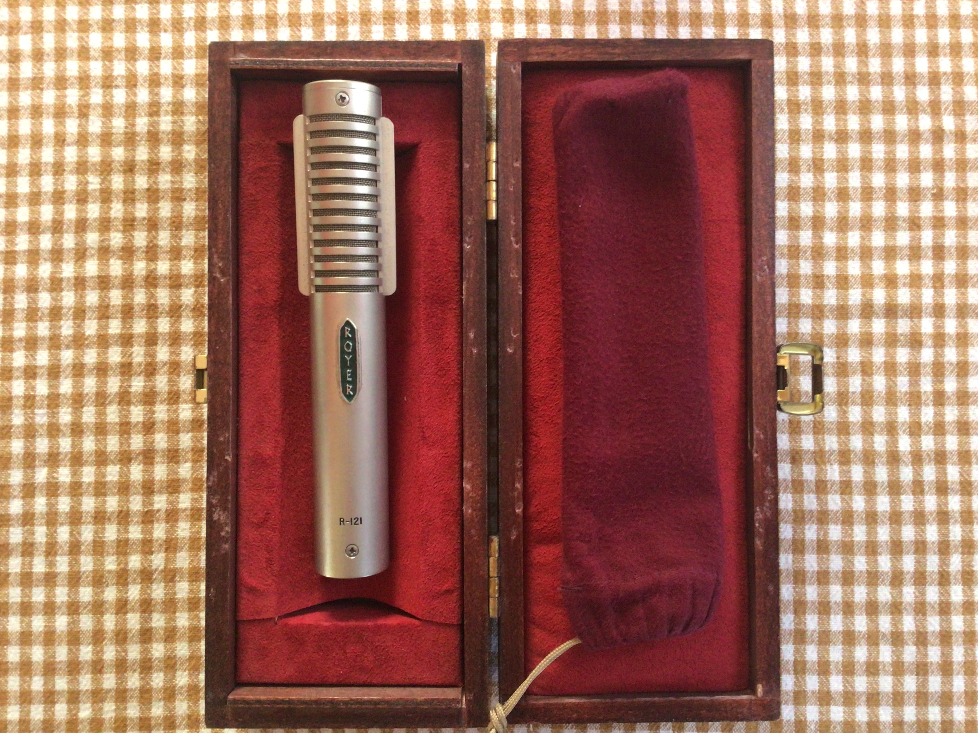 Vends Royer R-121 très bon état