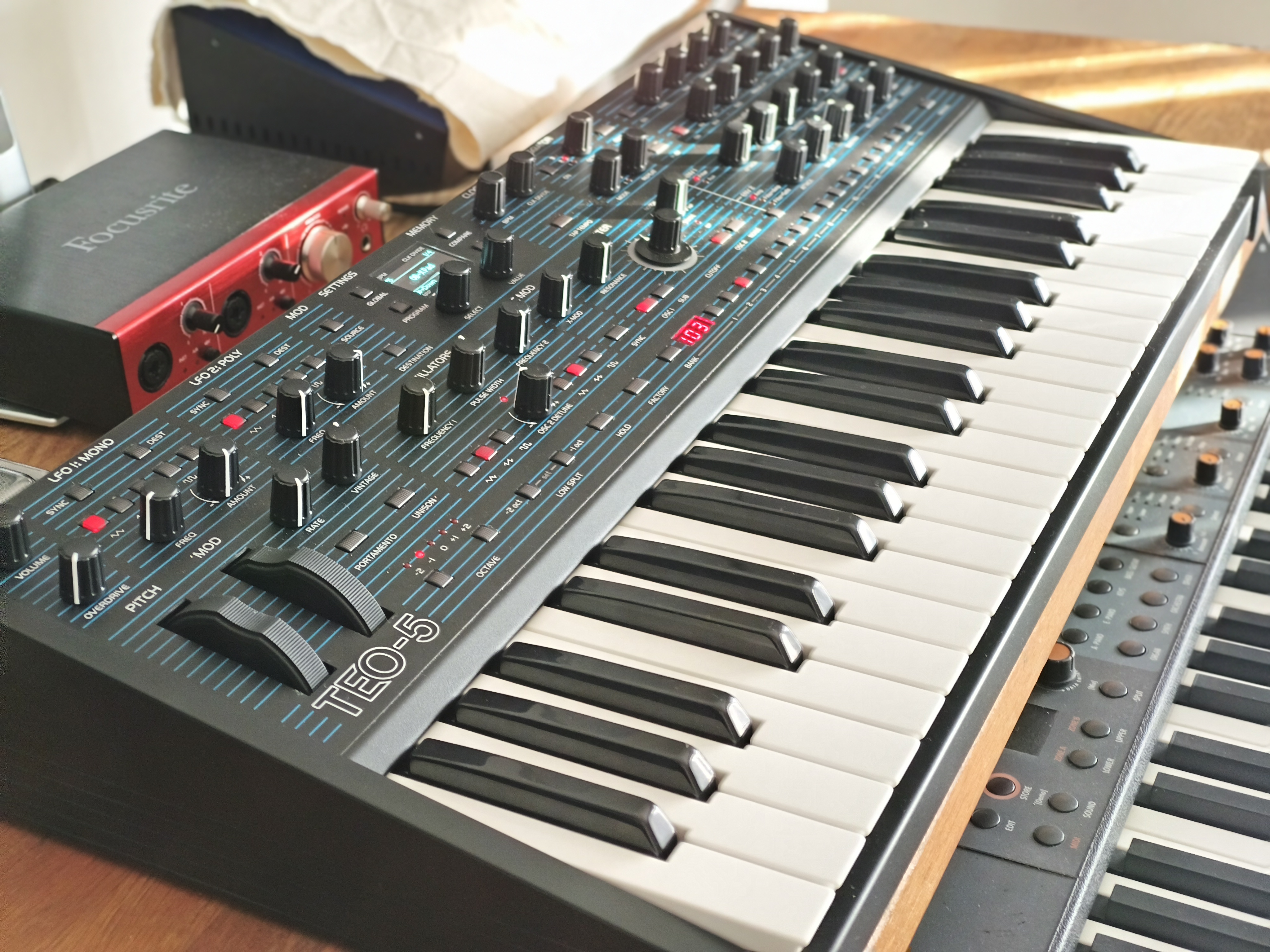 Oberheim TEO-5 (5315)