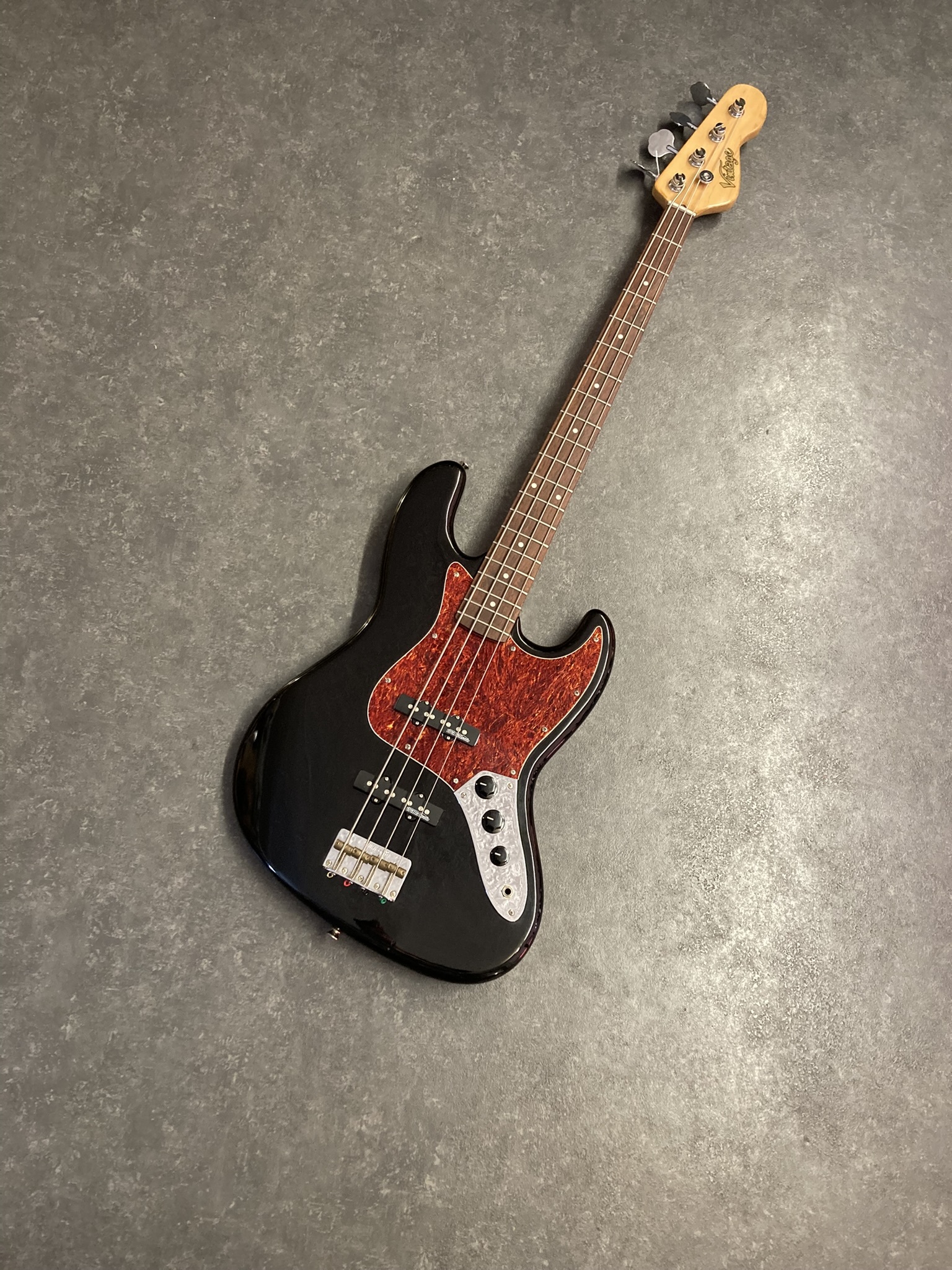VINTAGE - Jazz Bass BK