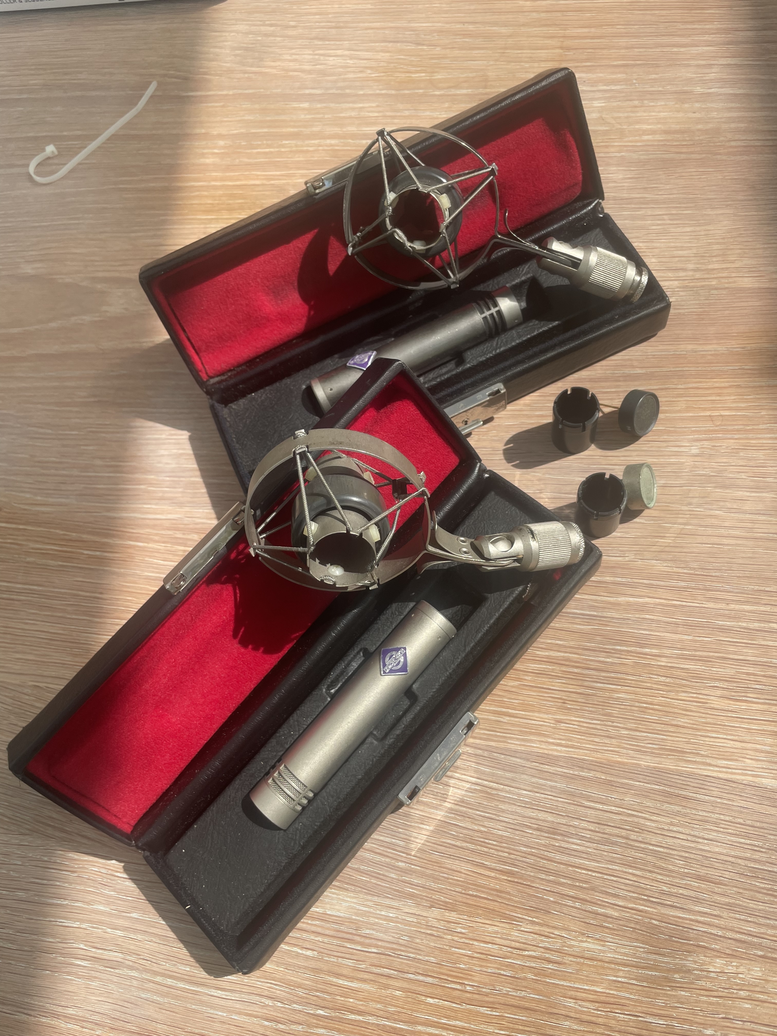 Vends 2 Neumann KM84i (XLR) + accessoires