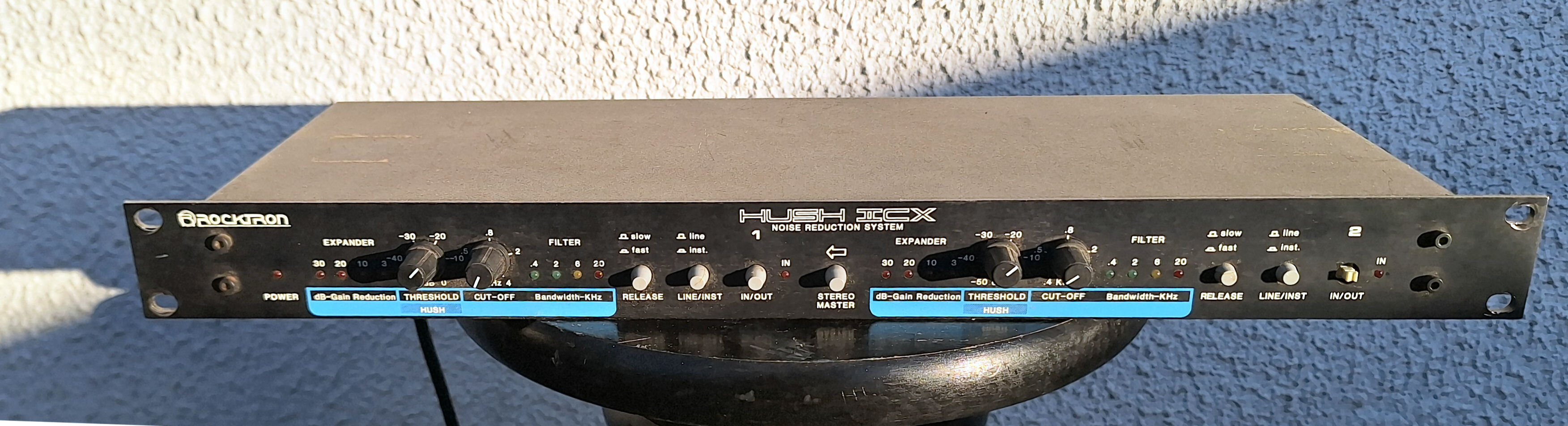 Vends Noise Gate pour guitare Rocktron Hush II CX