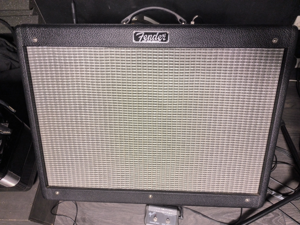 Vends amplis a lampes Fender Hot RodeDeluxe III