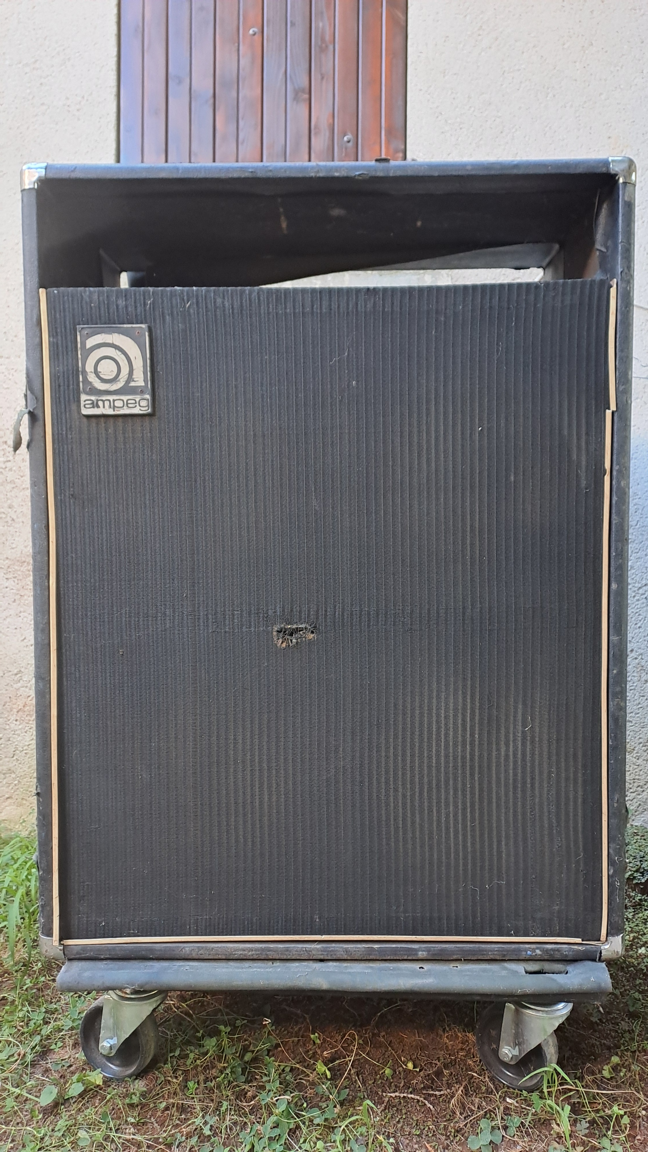 Ampeg B410 (1977)
