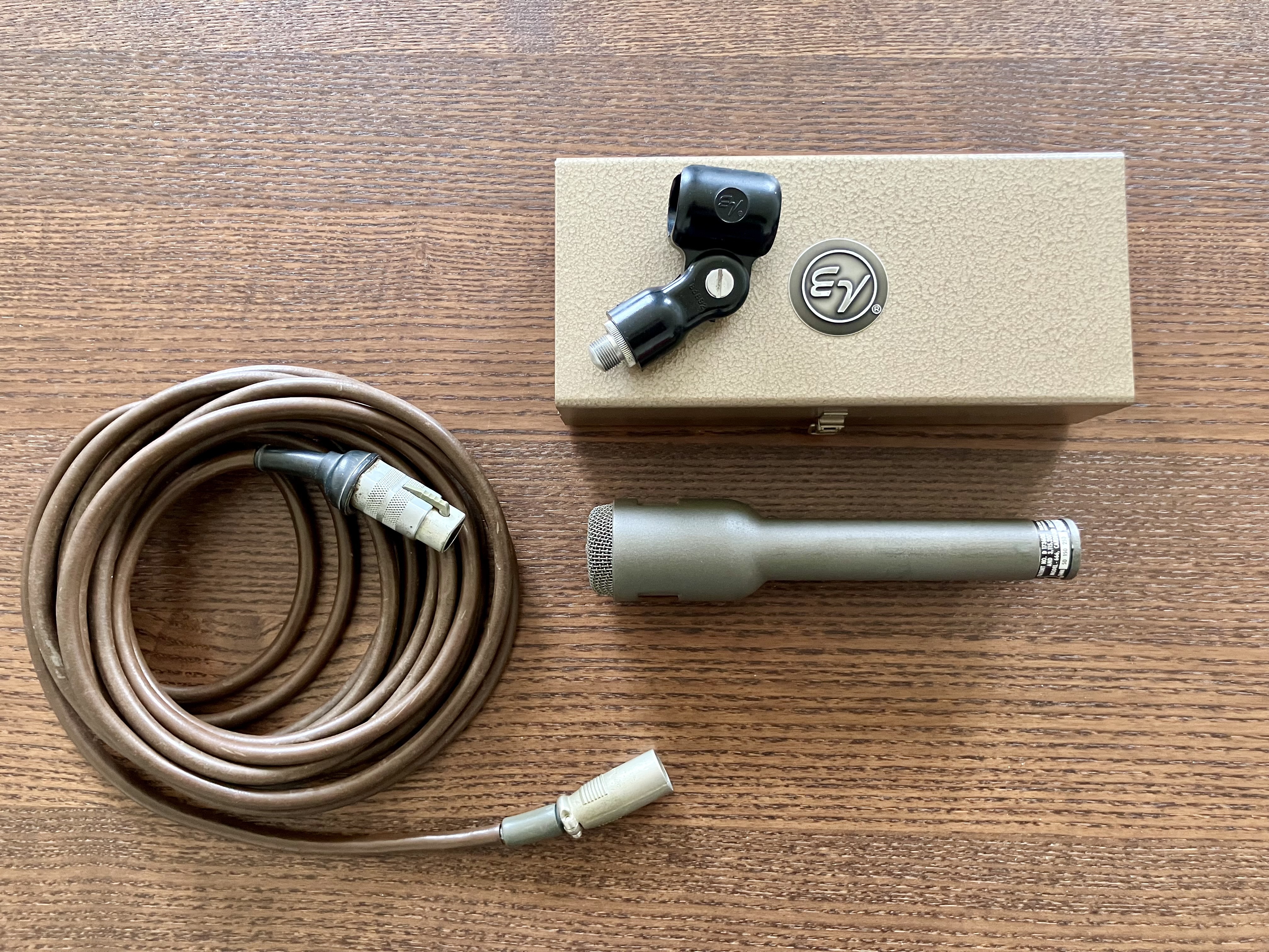 ELECTRO-VOICE 666 MICRO SUPER CARDIO DYNAMIQUE