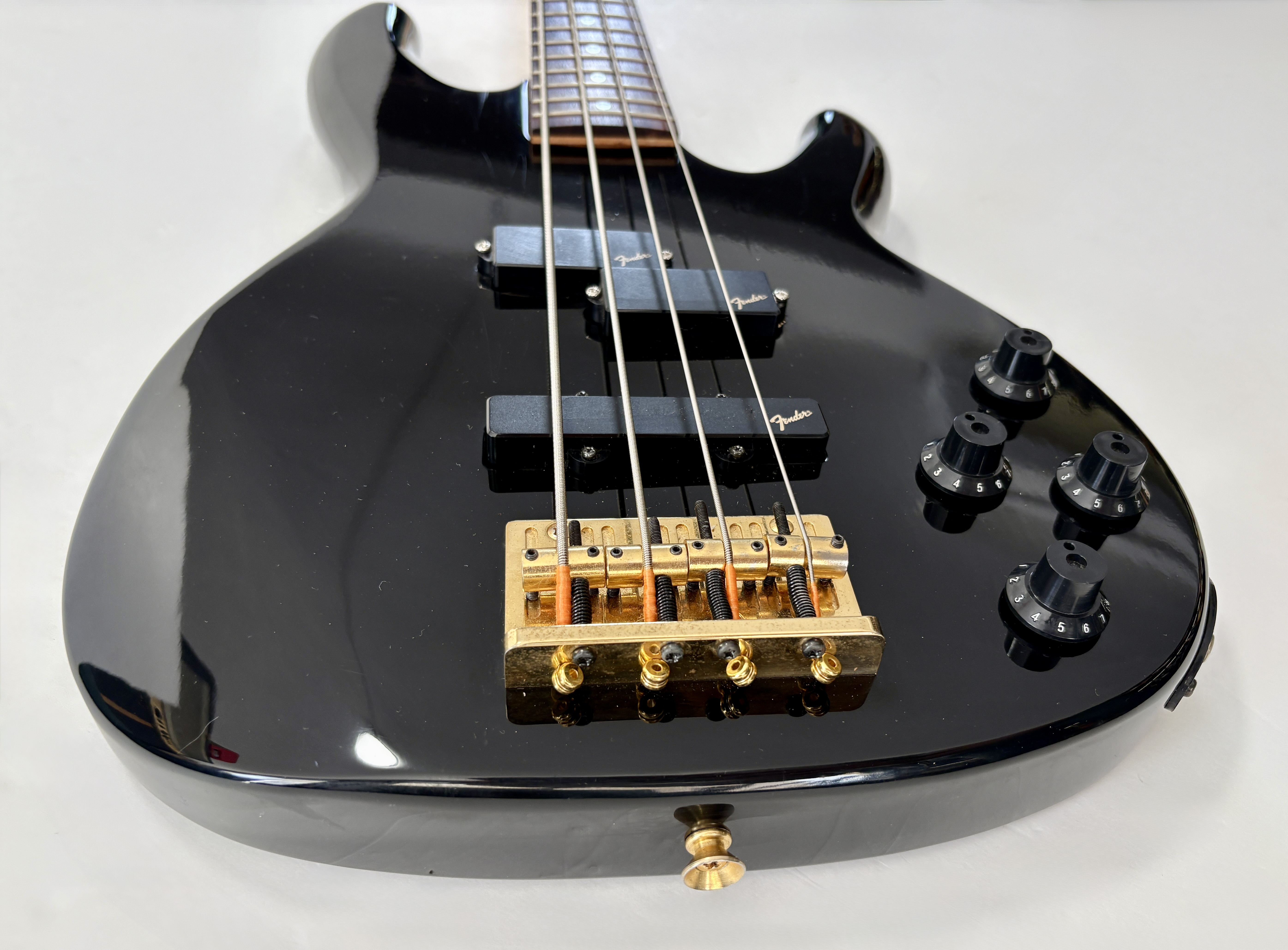 Fender PJ-555 Jazz Bass Special (88312)