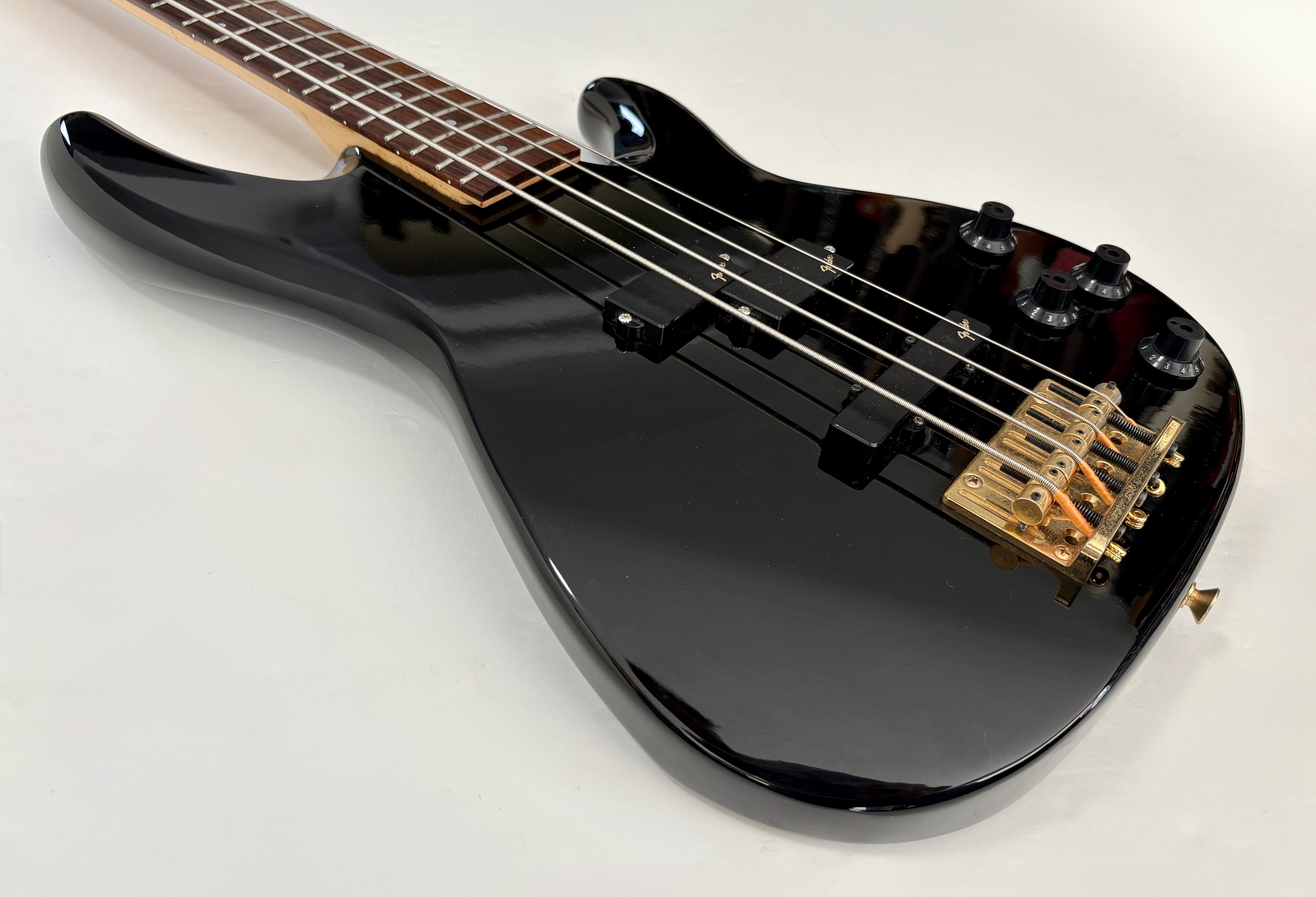 Fender PJ-555 Jazz Bass Special (84696)