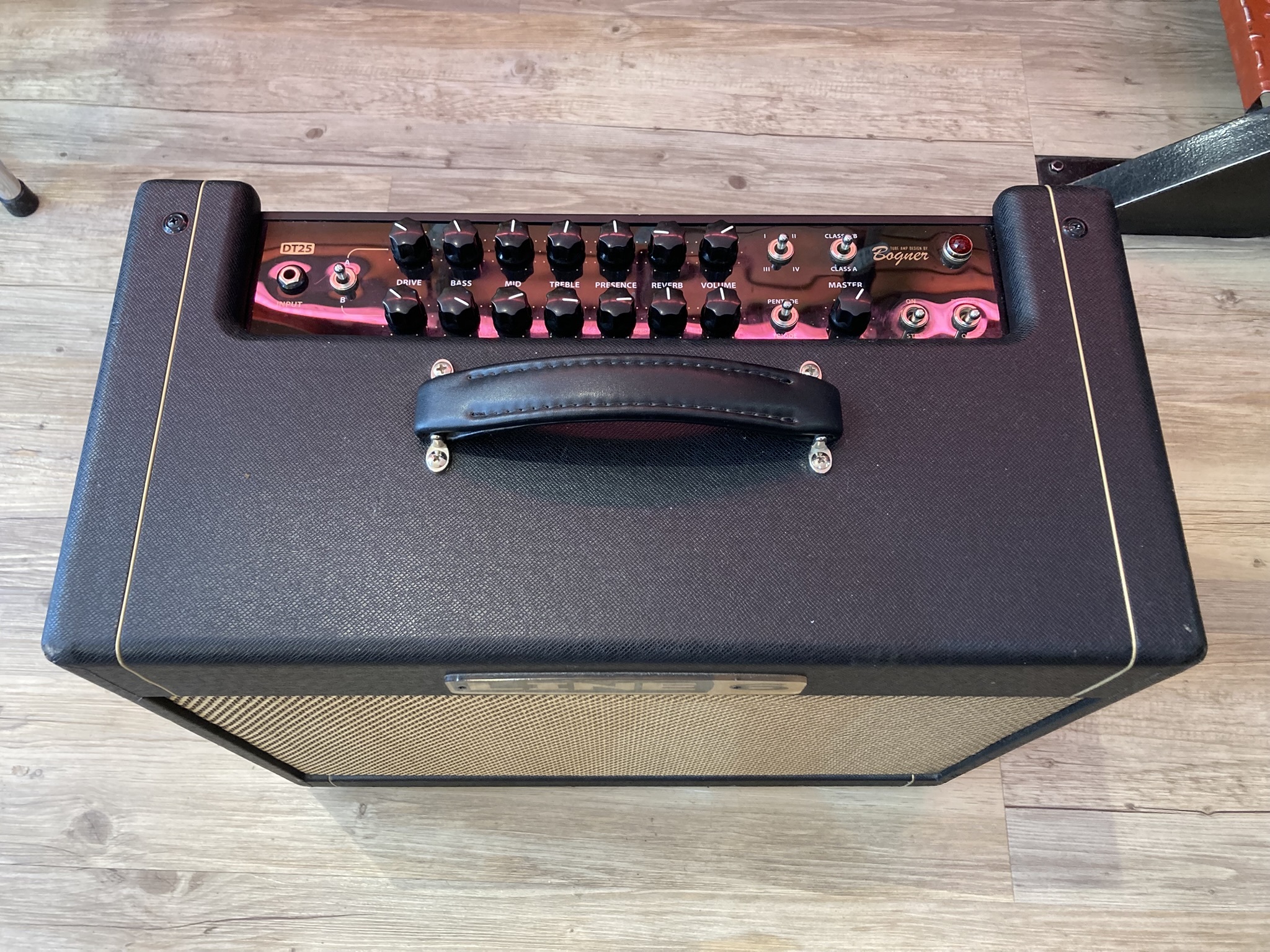 Line 6 DT25 112 (58086)