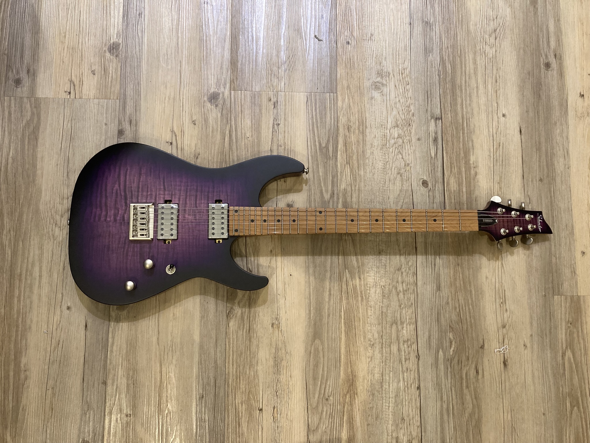 SCHECTER - C1 Standard Plus Purple Burst