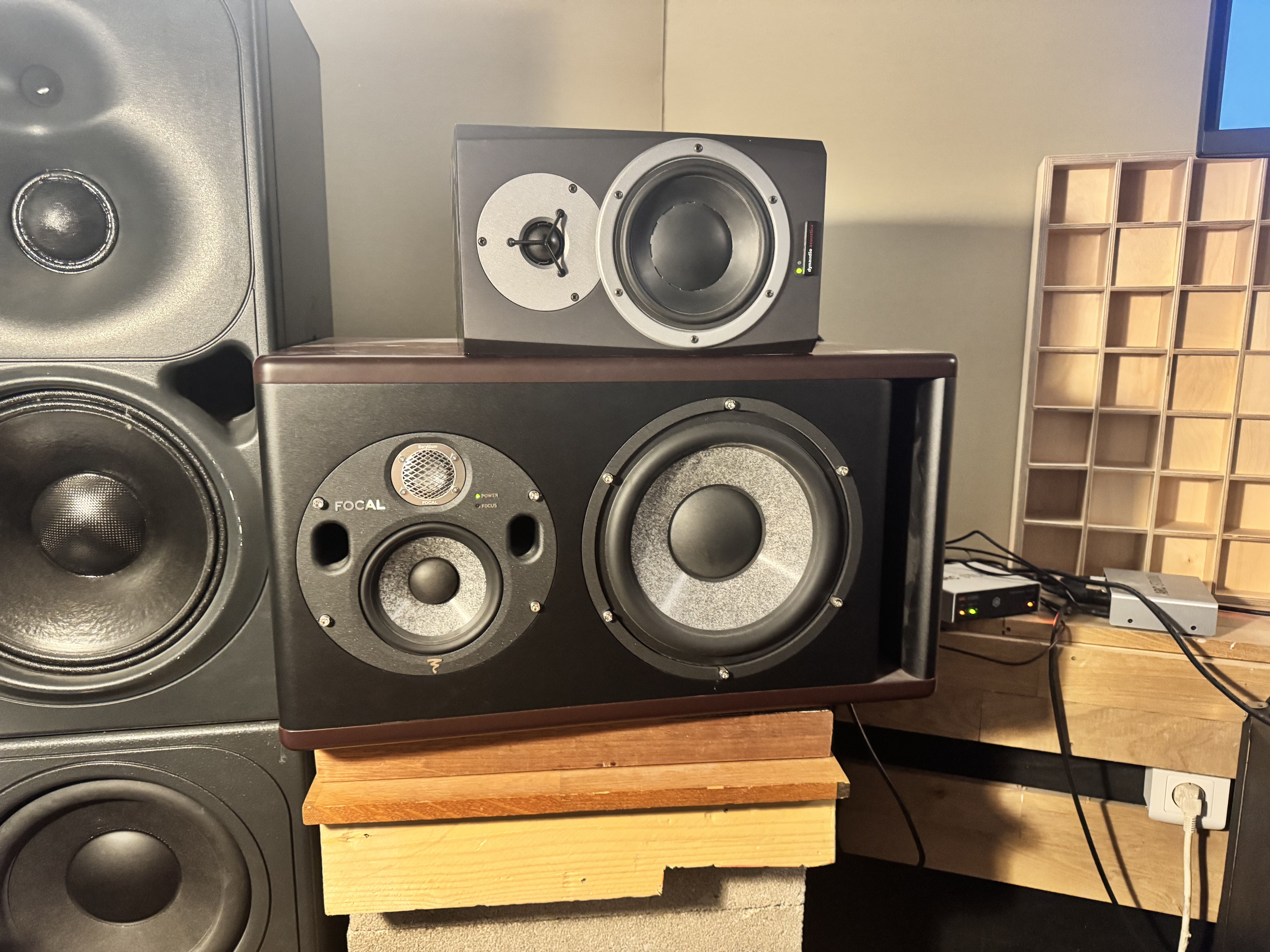 FOCAL TRIO 11 A RECUPERE SUR PARIS 20