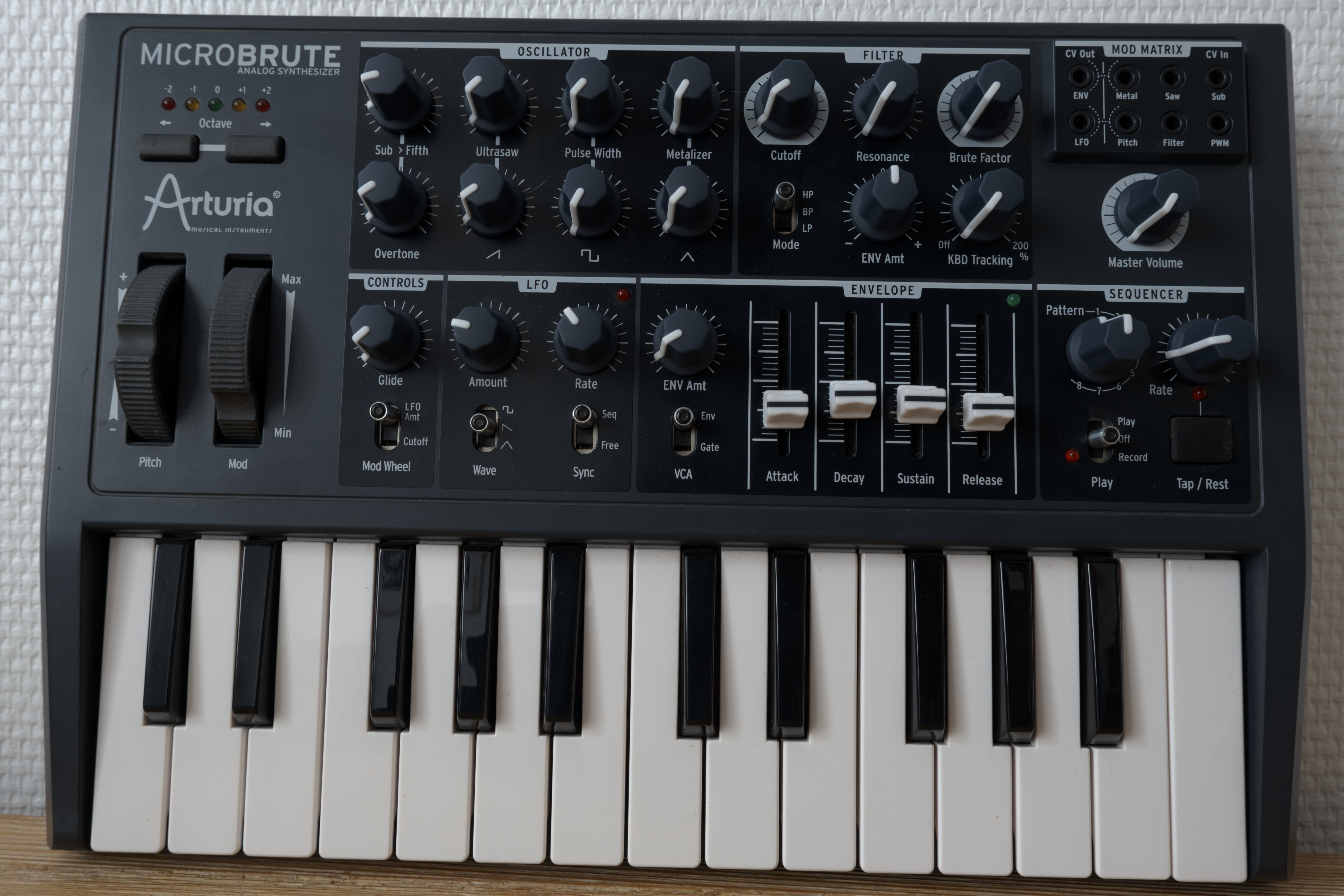 Arturia Microbrute