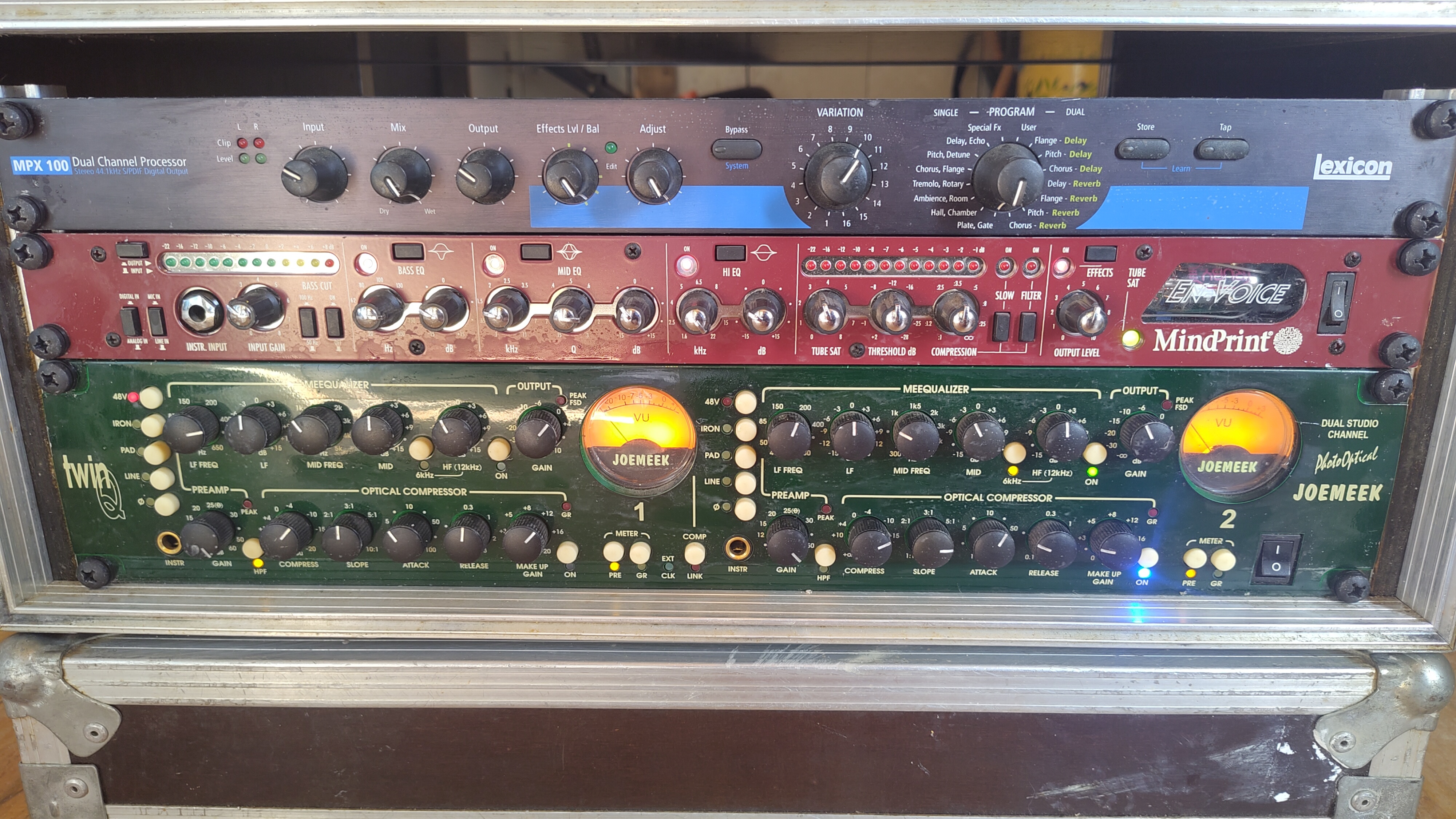 Réverbération Lexicon MPX 100 dual channel