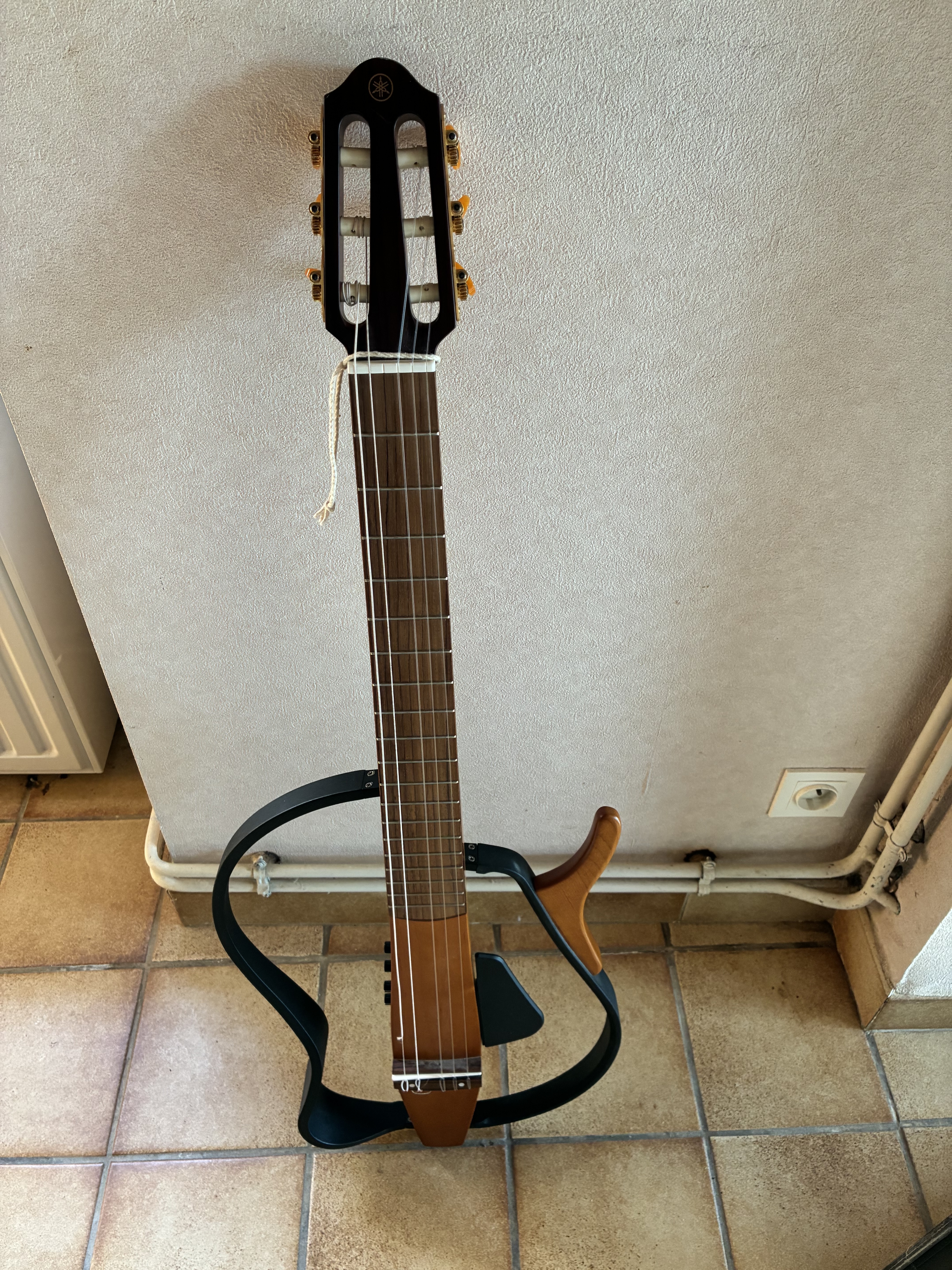 Yamaha Silent Guitar SLG110N nylon - état neuf / jamais servi