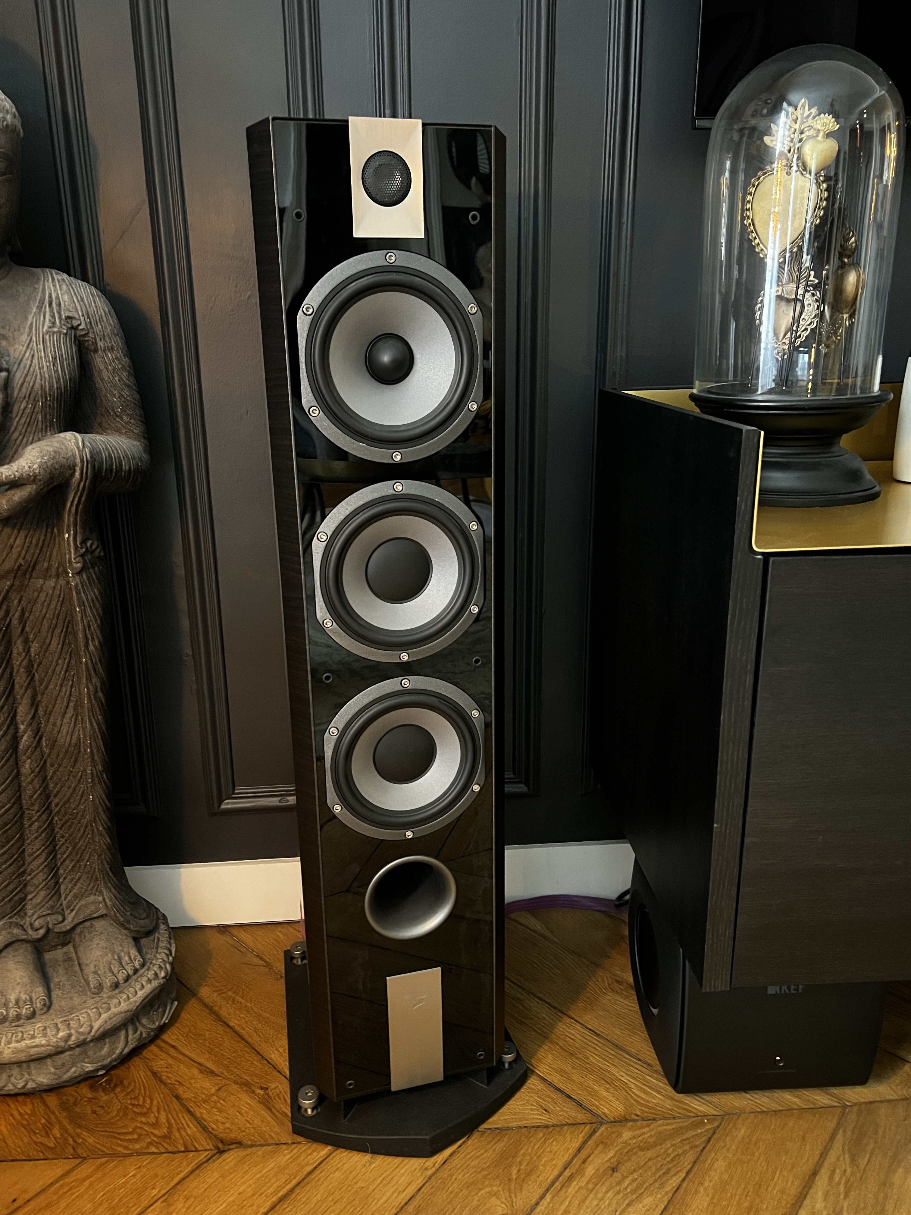Vends Enceintes colonne 3 voies Focal Chorus 826V
