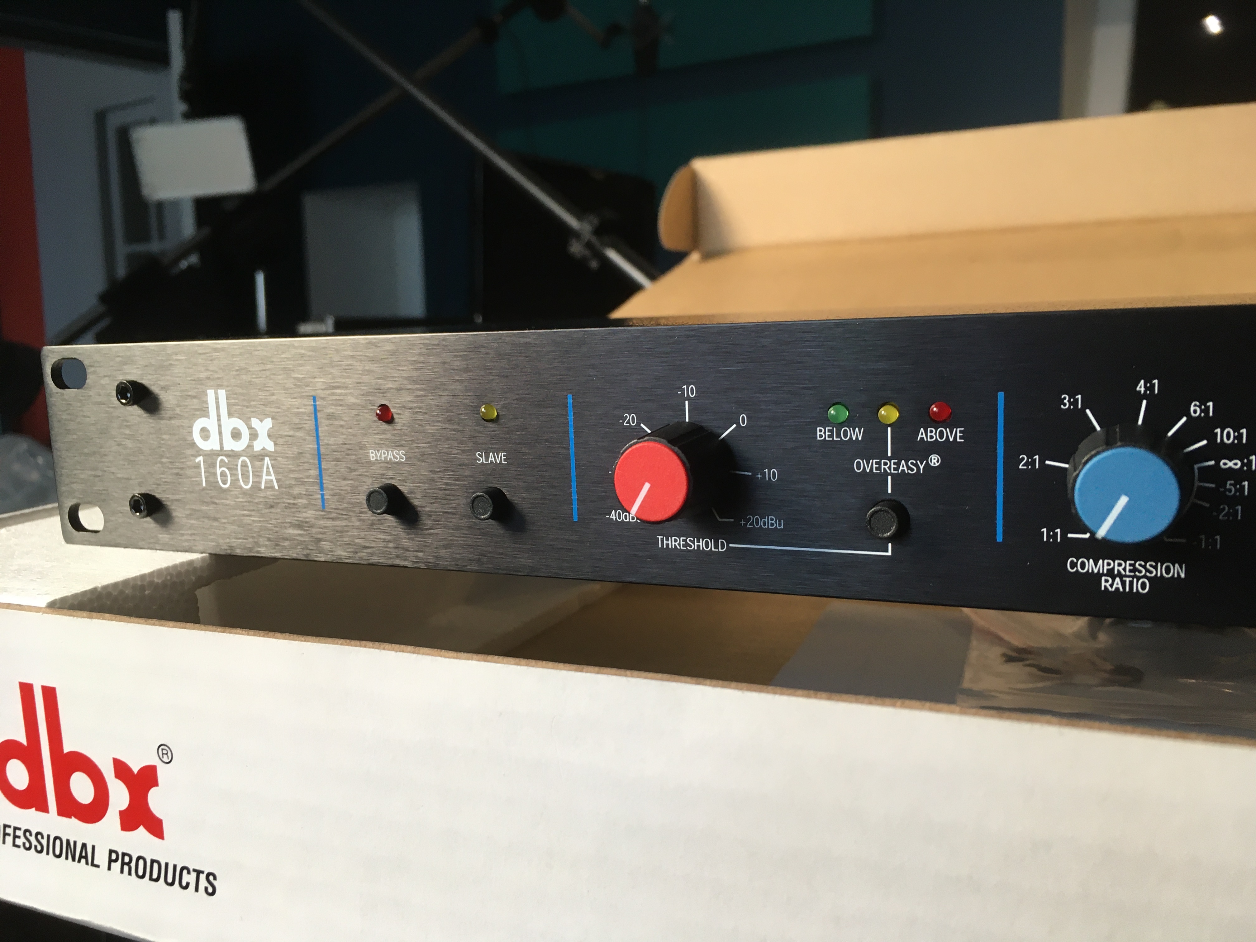 VENDS DBX160A USA Neuf (jamais servi!!) année 2006