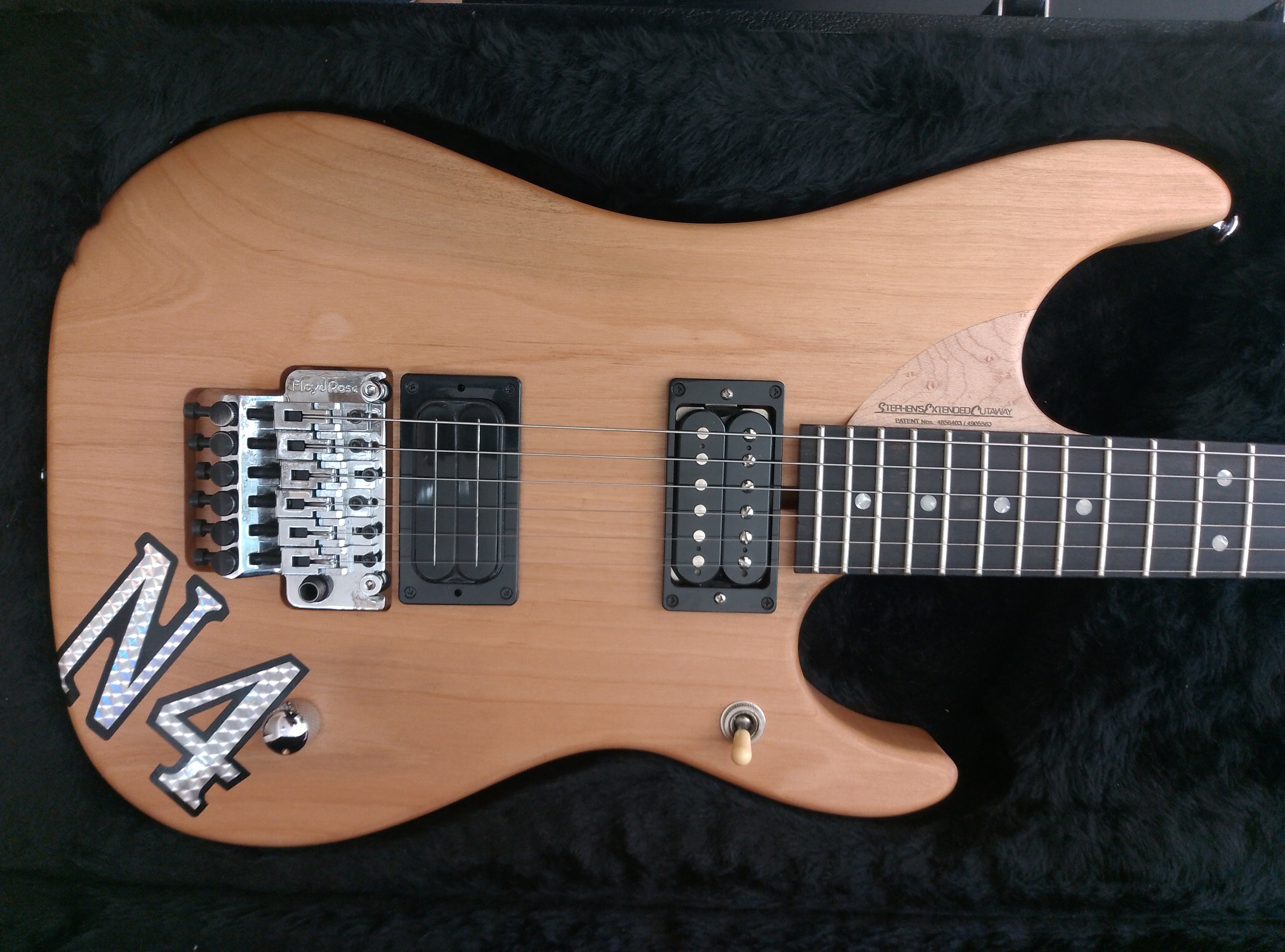 Vends Washburn Nuno Bettencourt N4 Vintage USA.