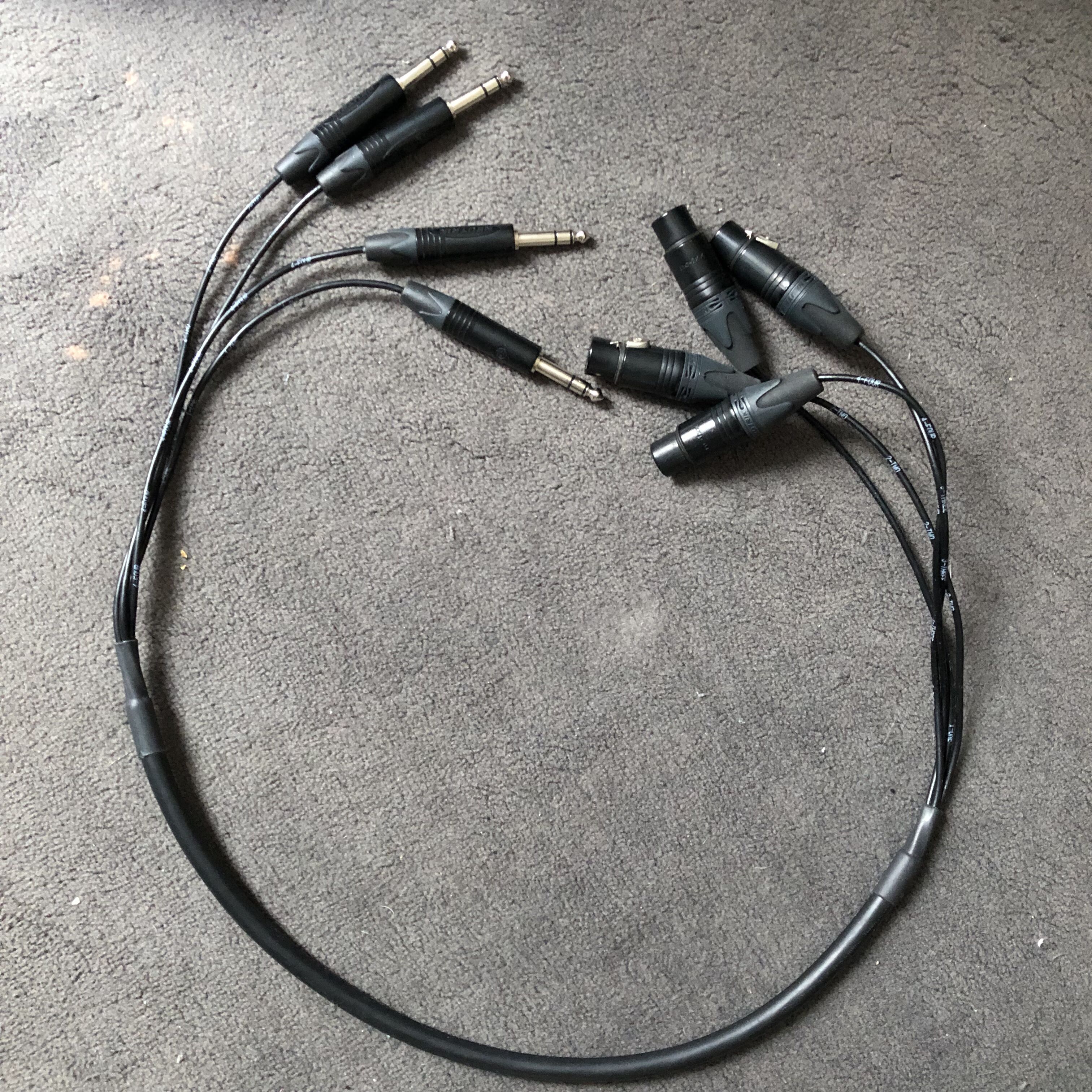 Klotz & Neutrik 4 Way Pro Jack to Female XLR 1m Loom