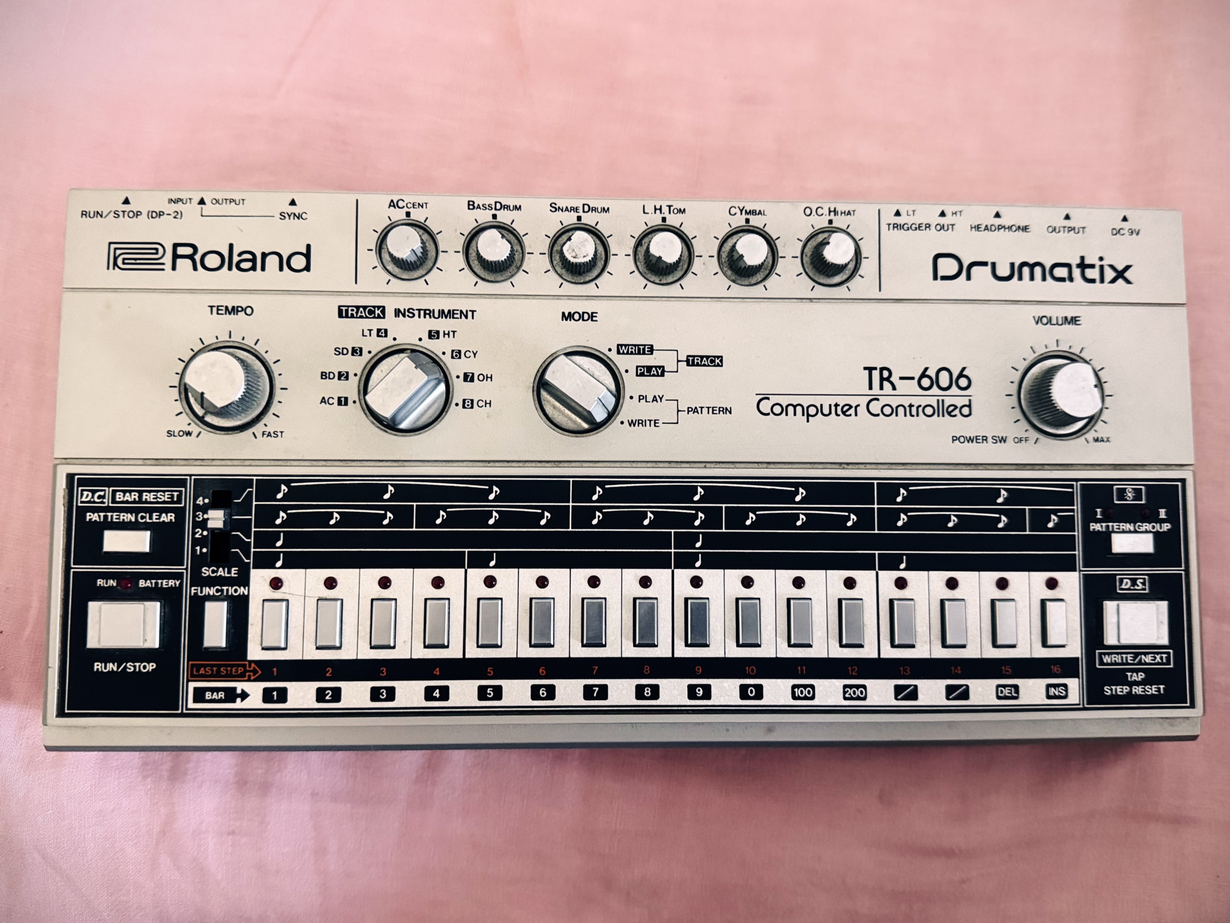 Roland TR-606 (48697)