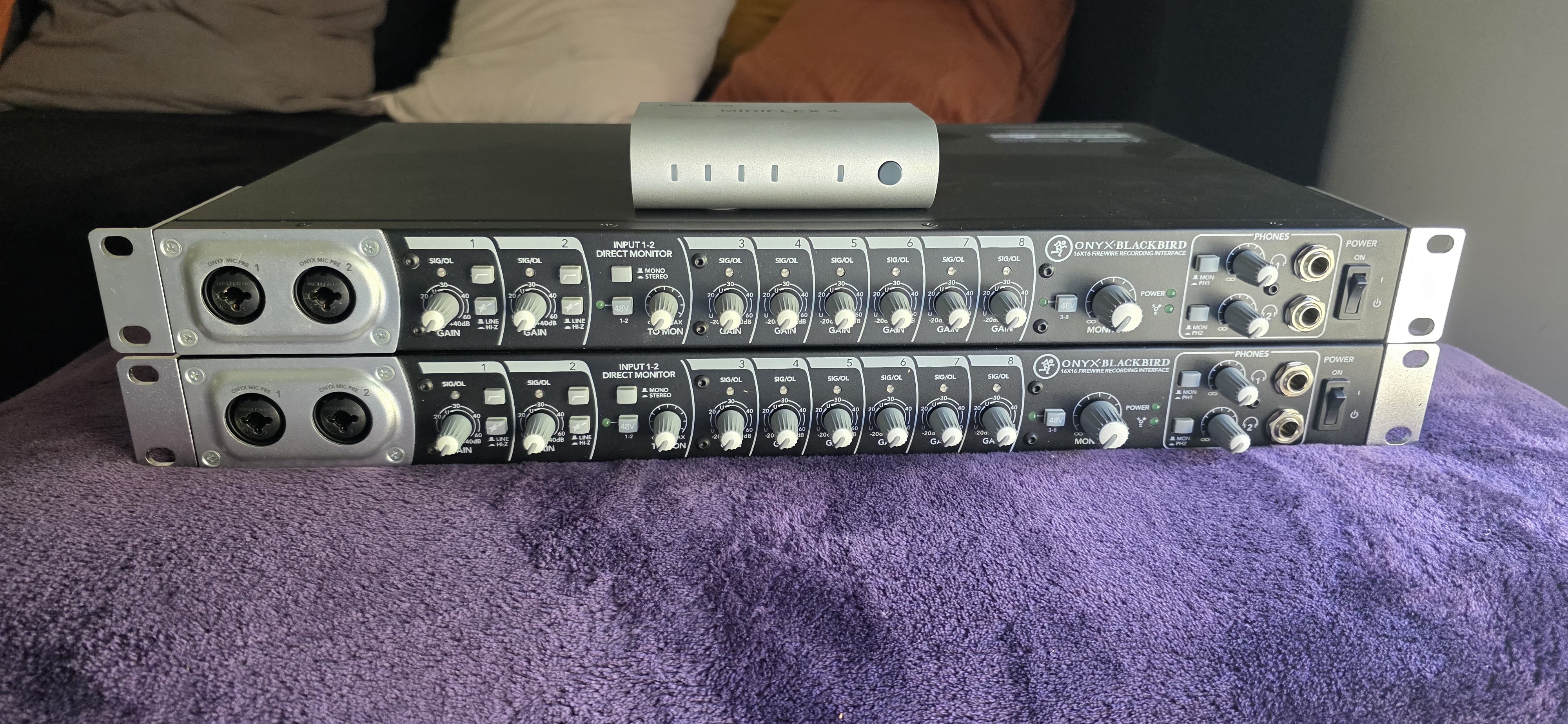 Lot studio Mackie Onyx Blackbird x2 + Nektar midiflex4 + carte Firewire + câbles 