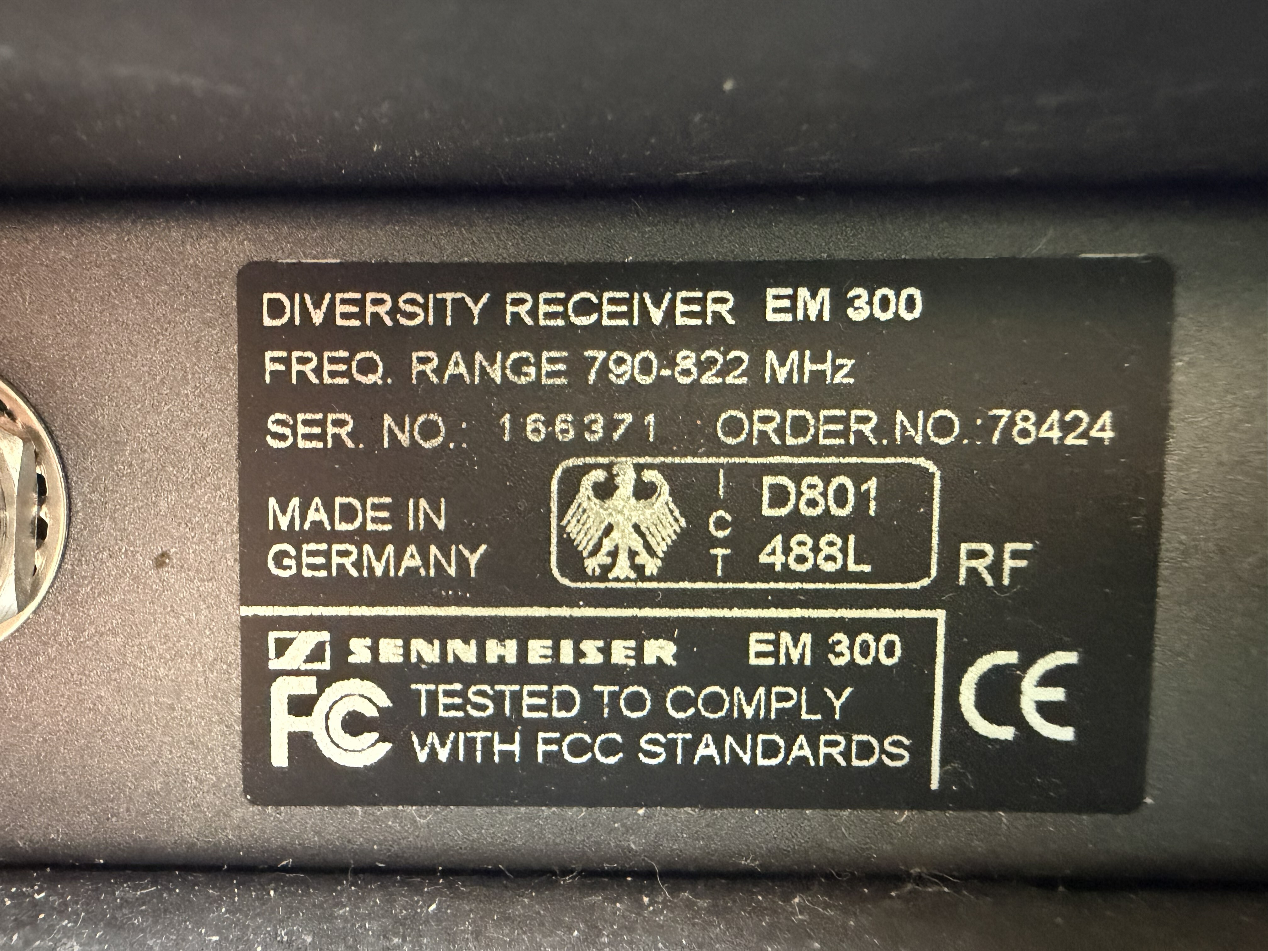 Sennheiser EW300 8
