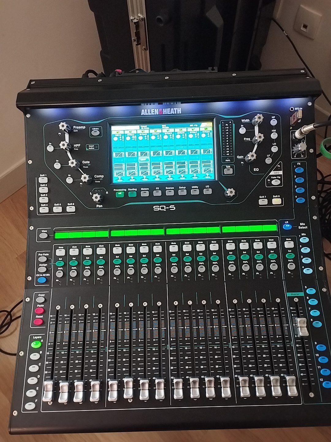 Table de mixage Allen&Heath SQ-5 & accessoires