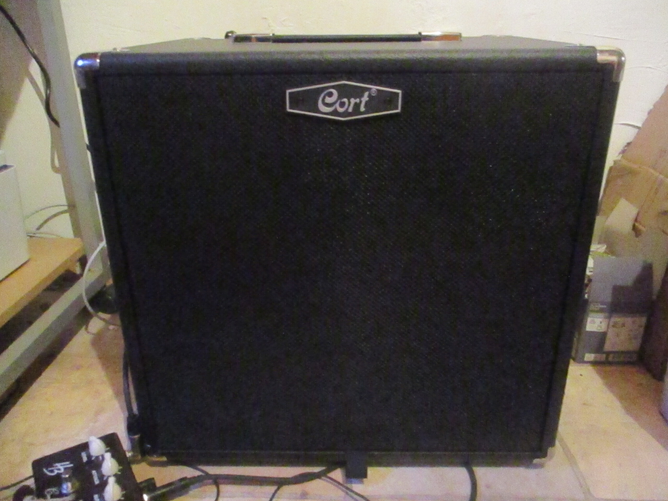 Ampli Cort cm150B