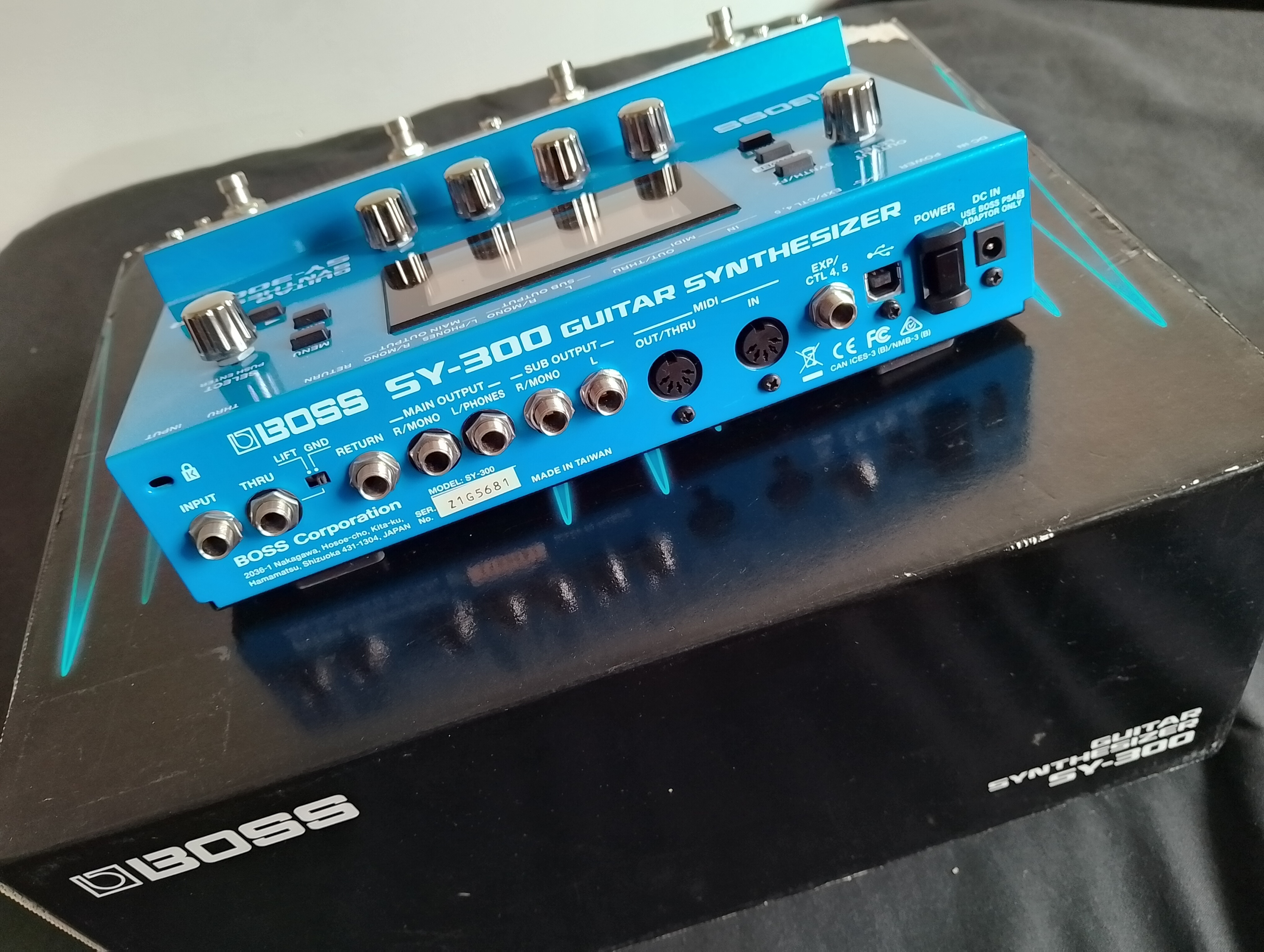 Boss SY-300 (62585)