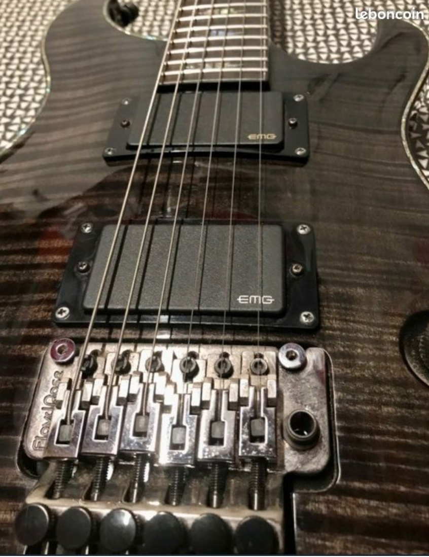 guitare electrique Charvel